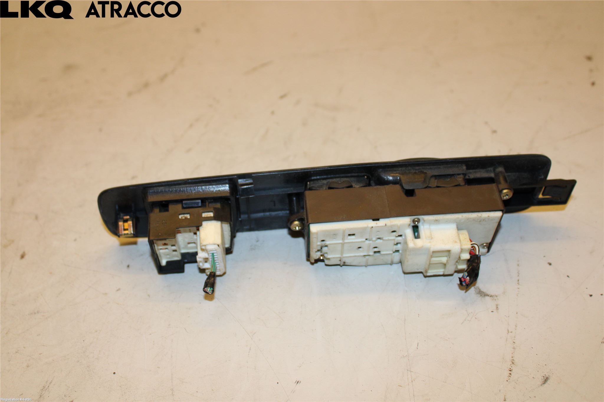 Toyota HILUX 97-04 Bryter Vindusheis