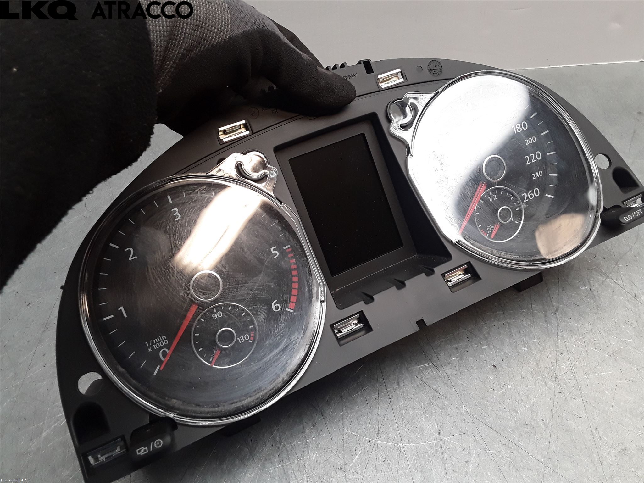 Volkswagen VW PASSAT 11-14 Instr Kombinert