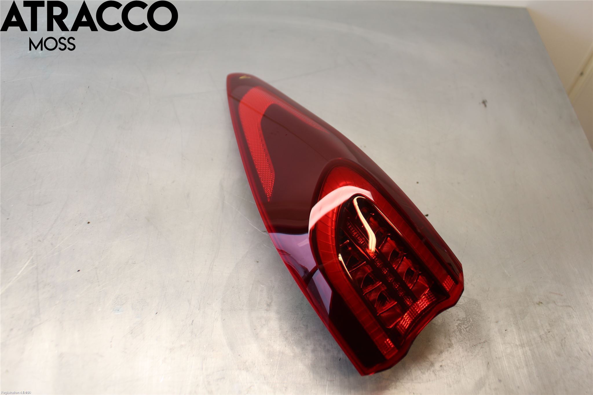 Kia SPORTAGE (QL) 16-21 Baklykt Venstre