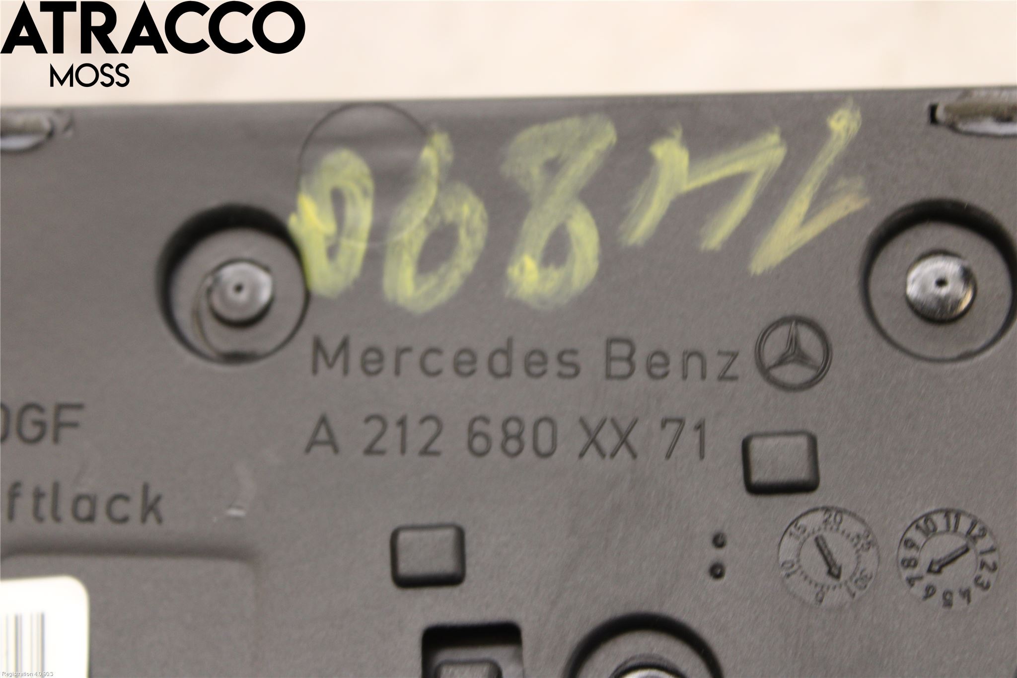 Mercedes-Benz MB E-KLASS (W212) 09-16 Dashbord Kanal - Dyse