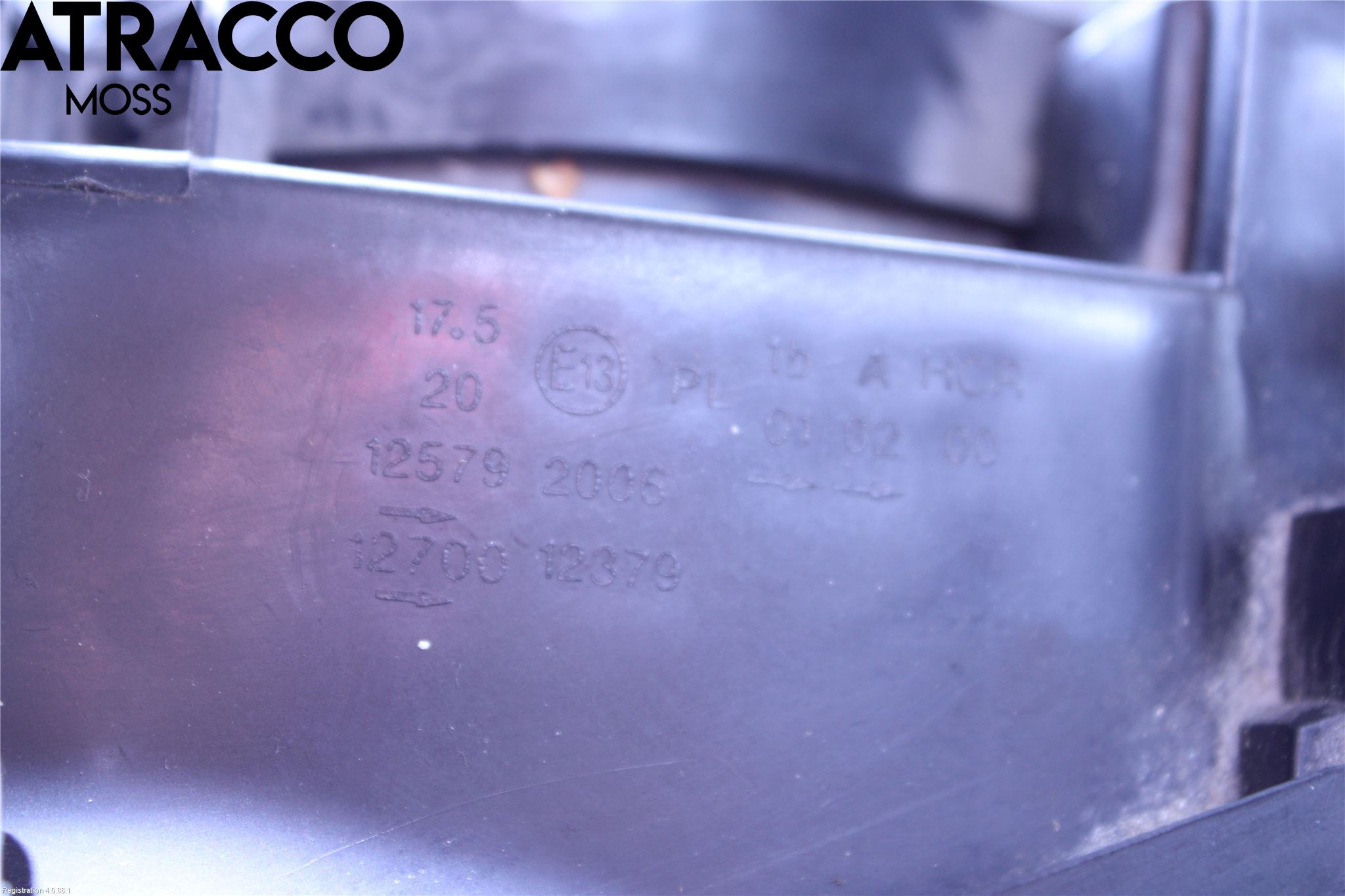 Volkswagen VW CADDY      04-10 Frontlykt Venstre