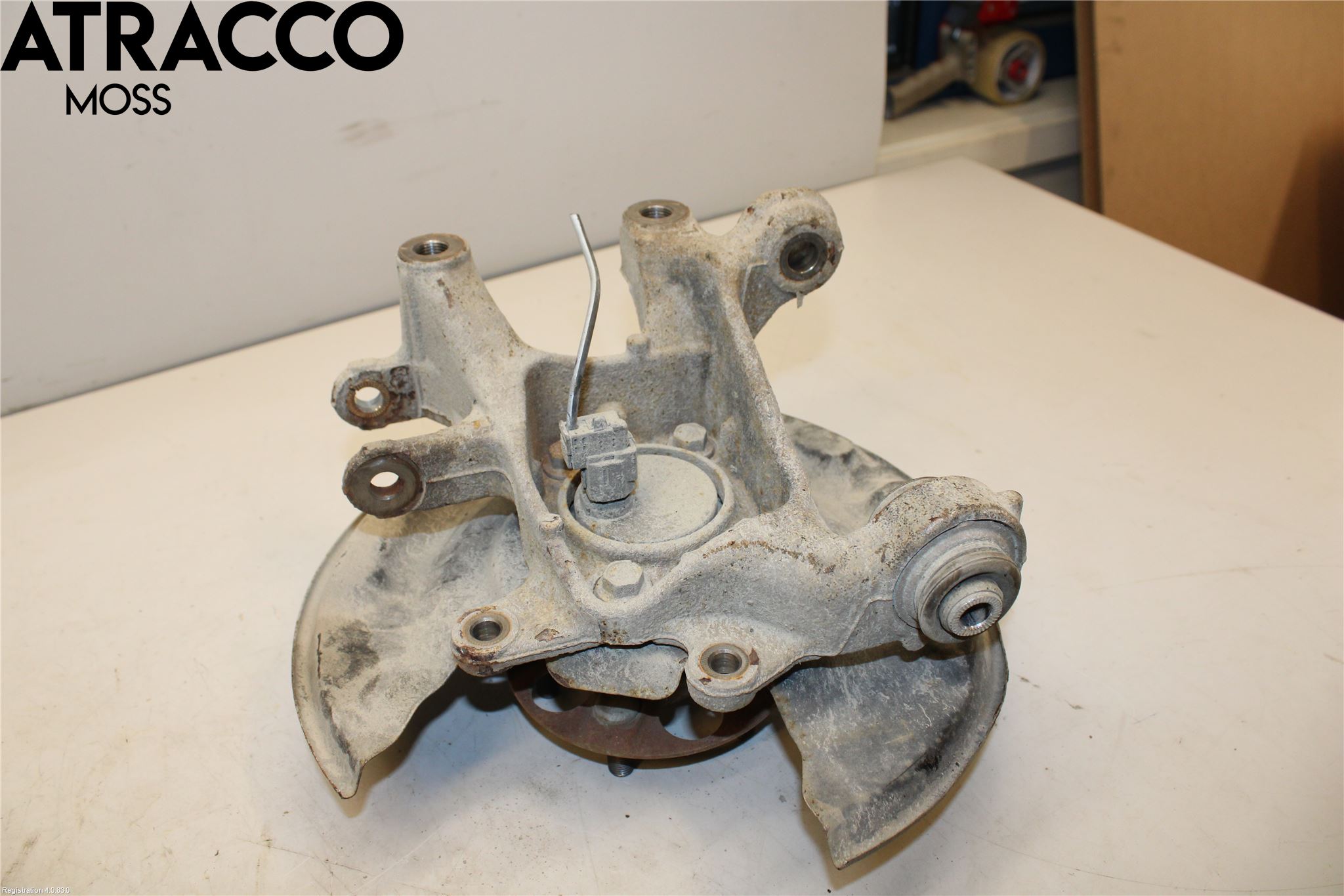 Lexus CT 200h Spindel Vb