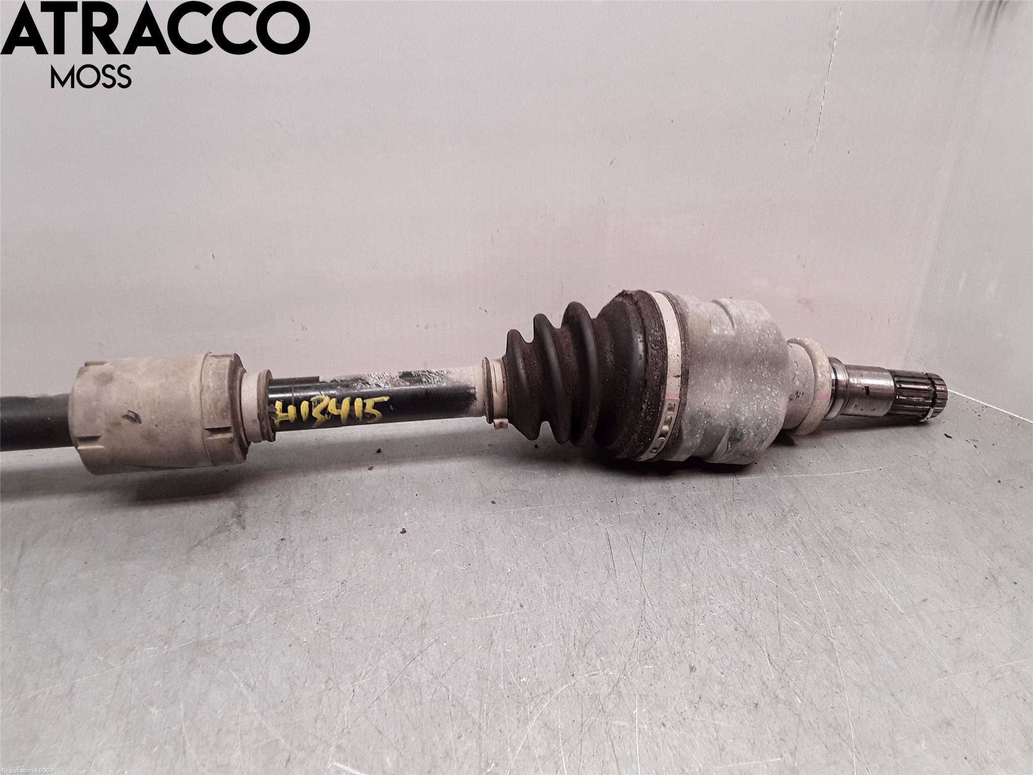 Toyota YARIS XP130 15-20 Drivaksel Foran Kompl Høyre