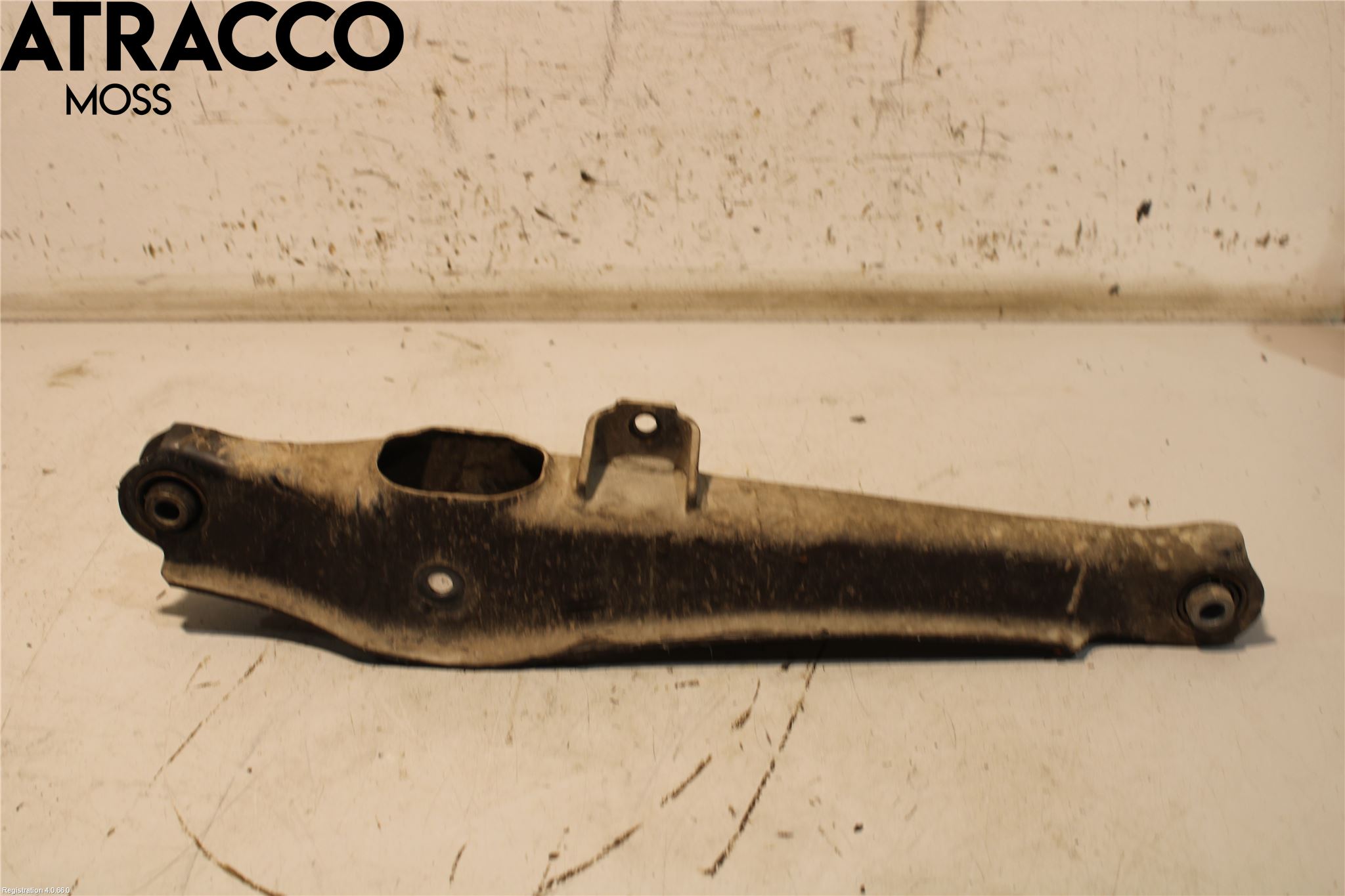 Mitsubishi ECLIPS CROSS Bærearm Bak Venstre