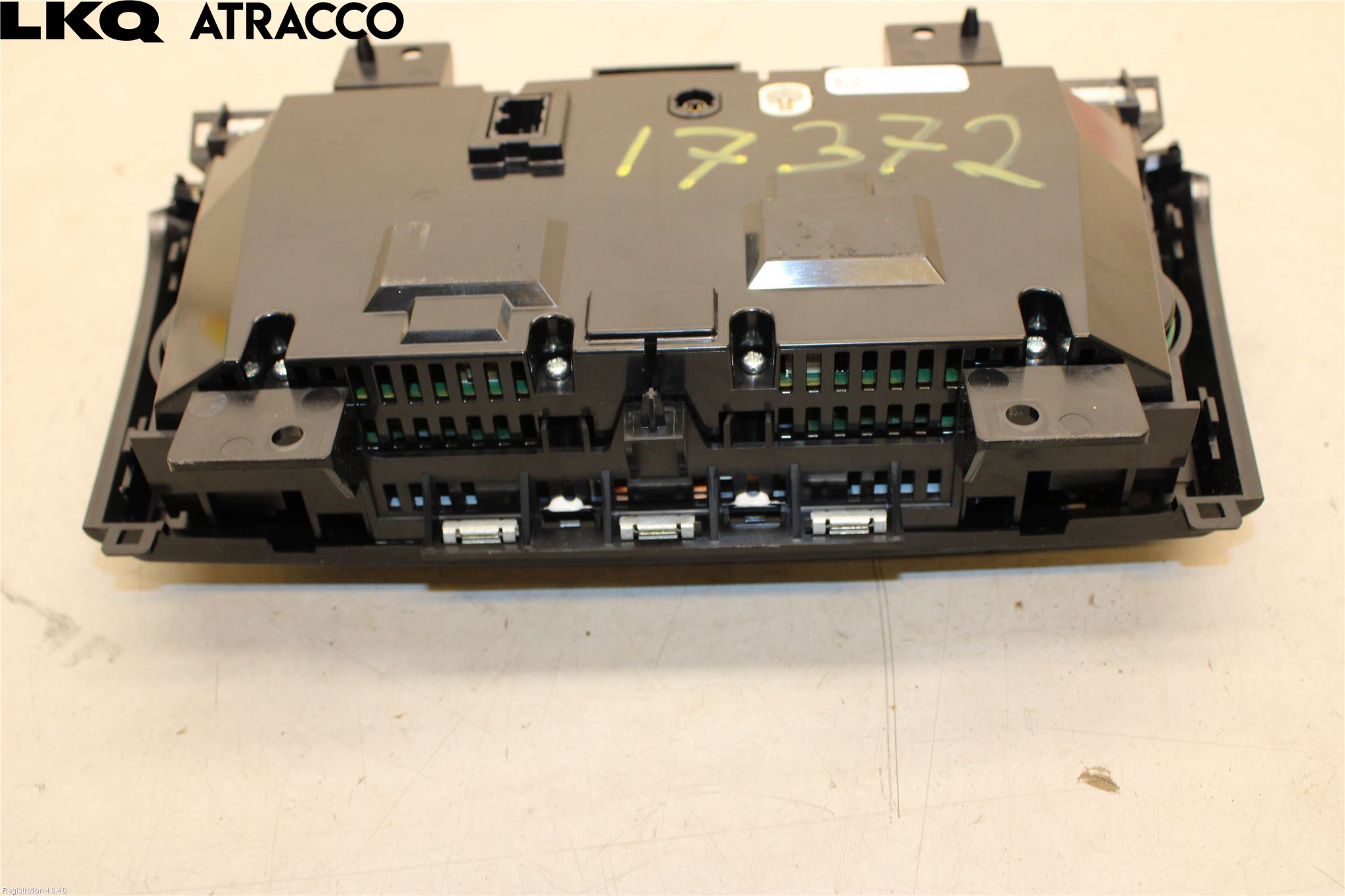 Jaguar I-PACE 18- Varmeapparat Panel(Regulering)