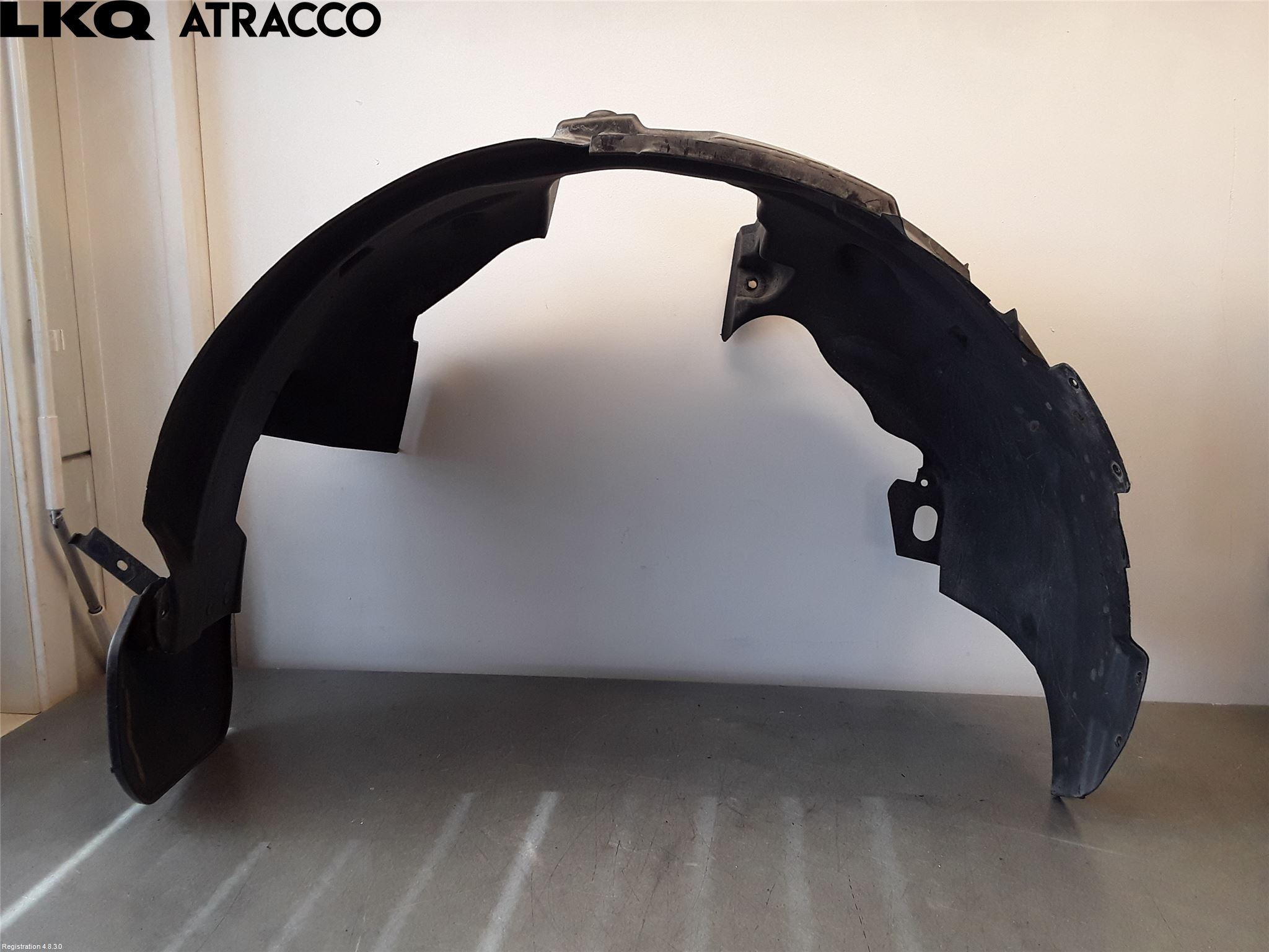 Ford E-TRANSIT SKÅP/BUSS 22- Skjerm Indre