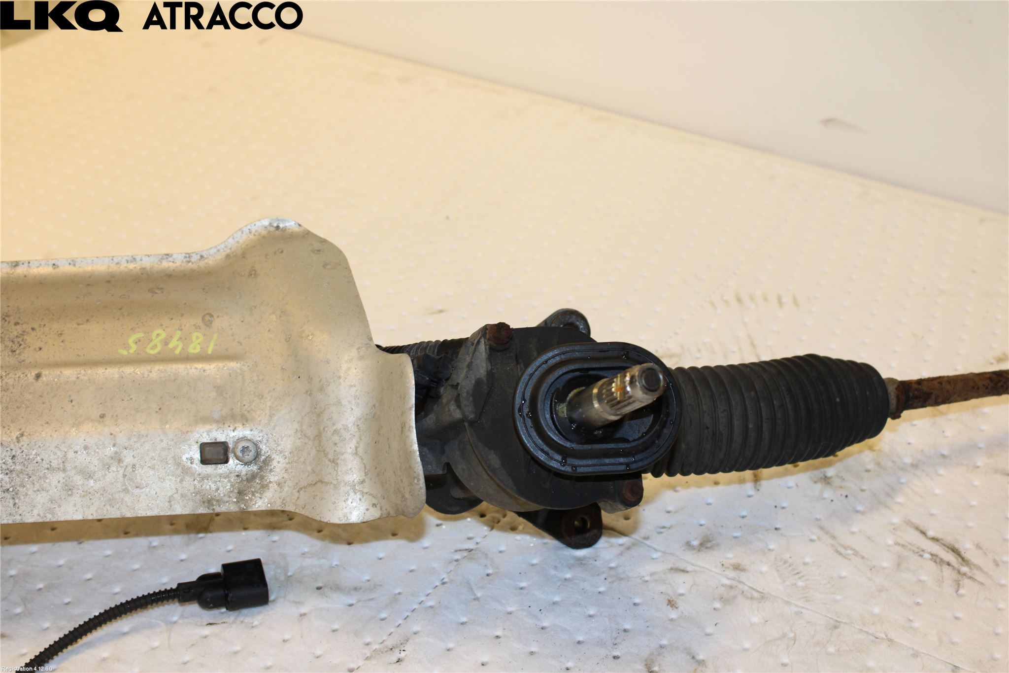 Volkswagen VW CADDY 11-15 Servo Snekke - Tannstang