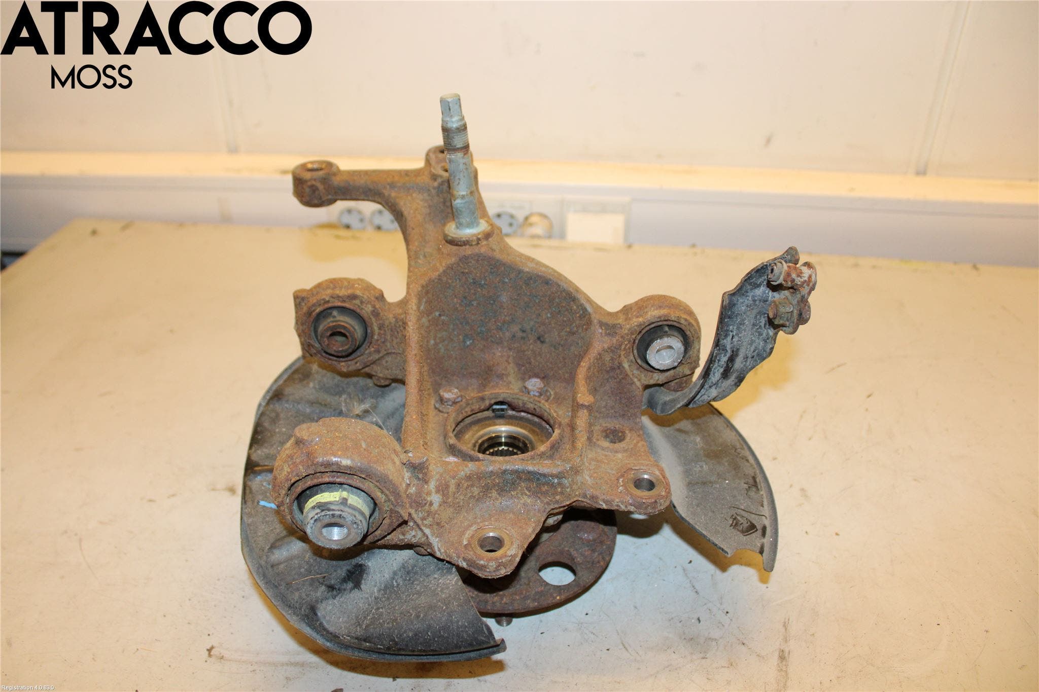 Toyota RAV4 13-18 Spindel Hb