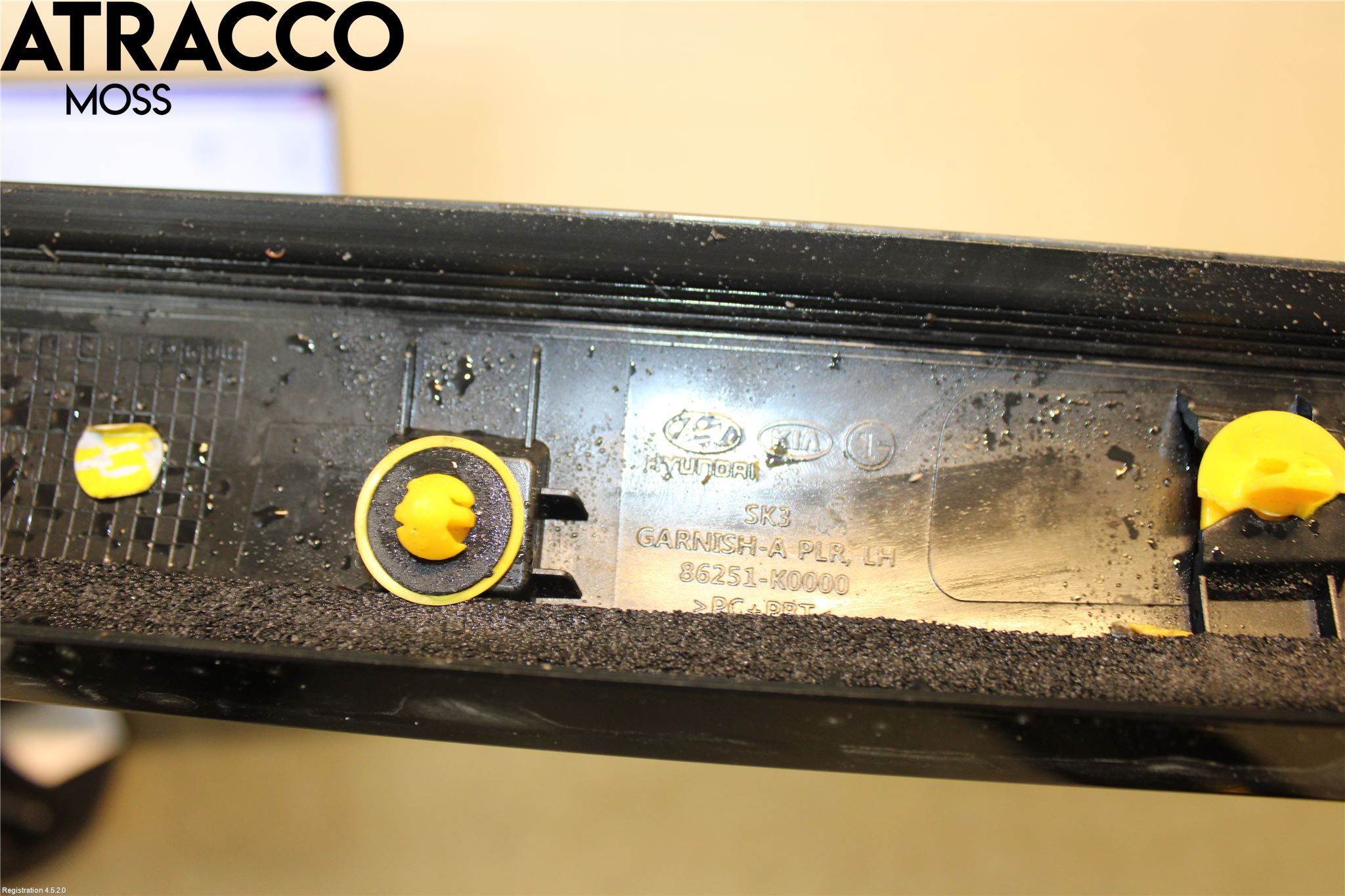 Kia SOUL 09- Frontrute Dekorlist