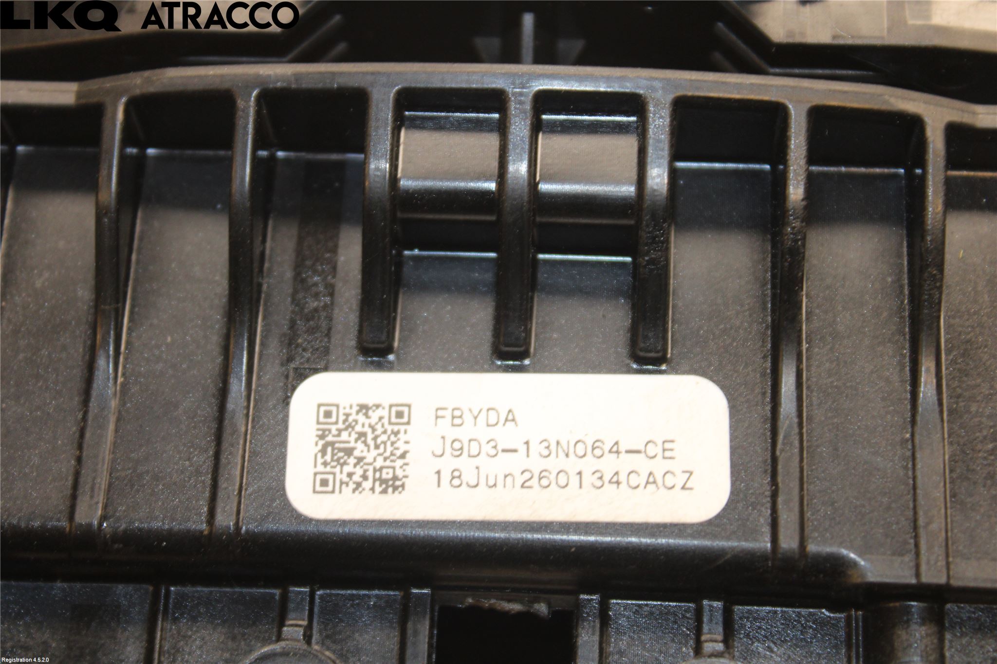 Jaguar I-PACE 18- Bryter Ratt Kombi H Og V