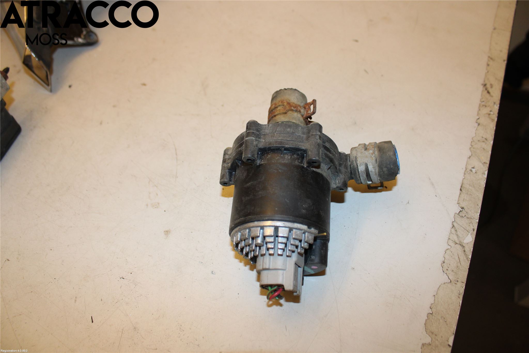 Tesla MODEL S 13- Vannpumpe