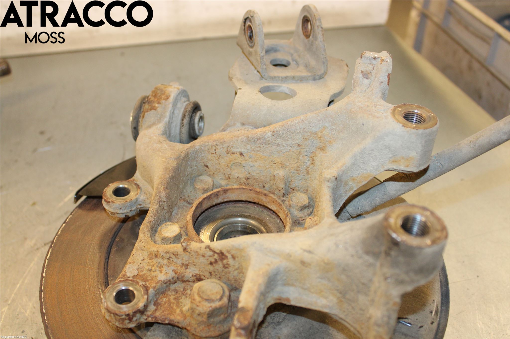 Toyota RAV4 13-18 Spindel Hb