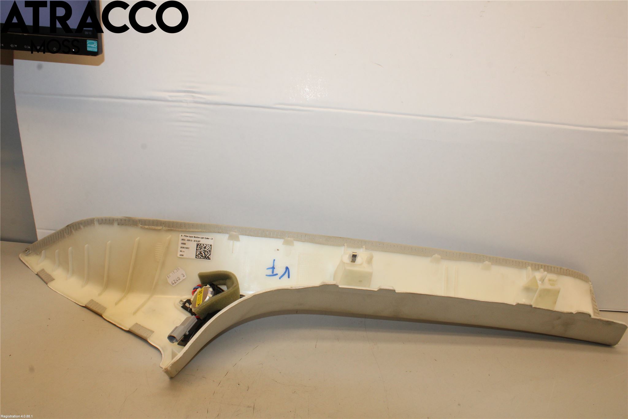 Jaguar I-PACE 18- Innr Deksel A-B-C Stolpe