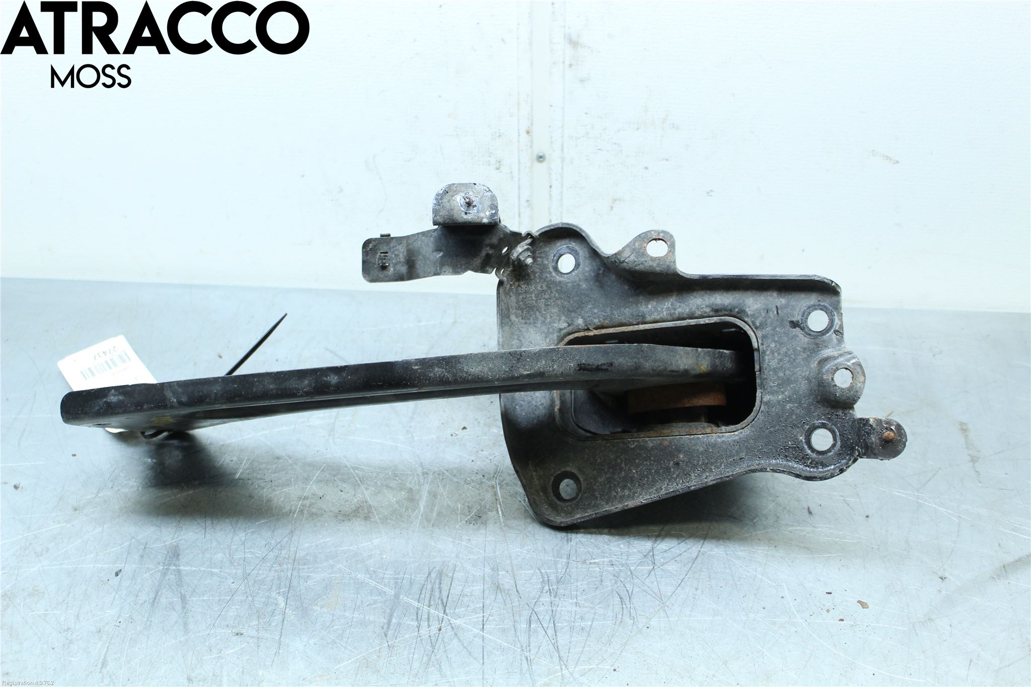 Volvo XC40/RECHARGE 18- Bærearm Bak Venstre