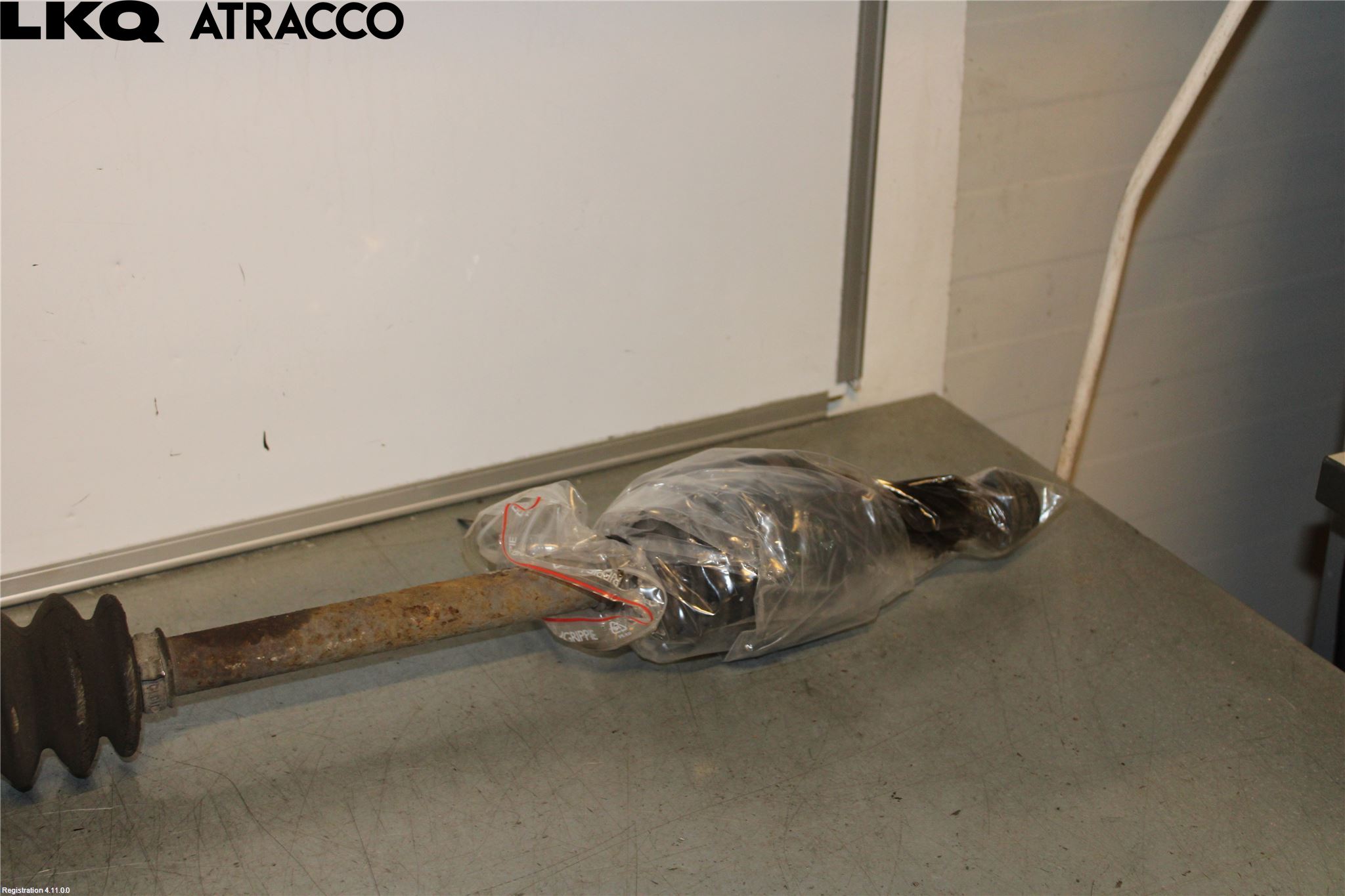 Ford FIESTA 09-12 Drivaksel Foran Kompl Høyre