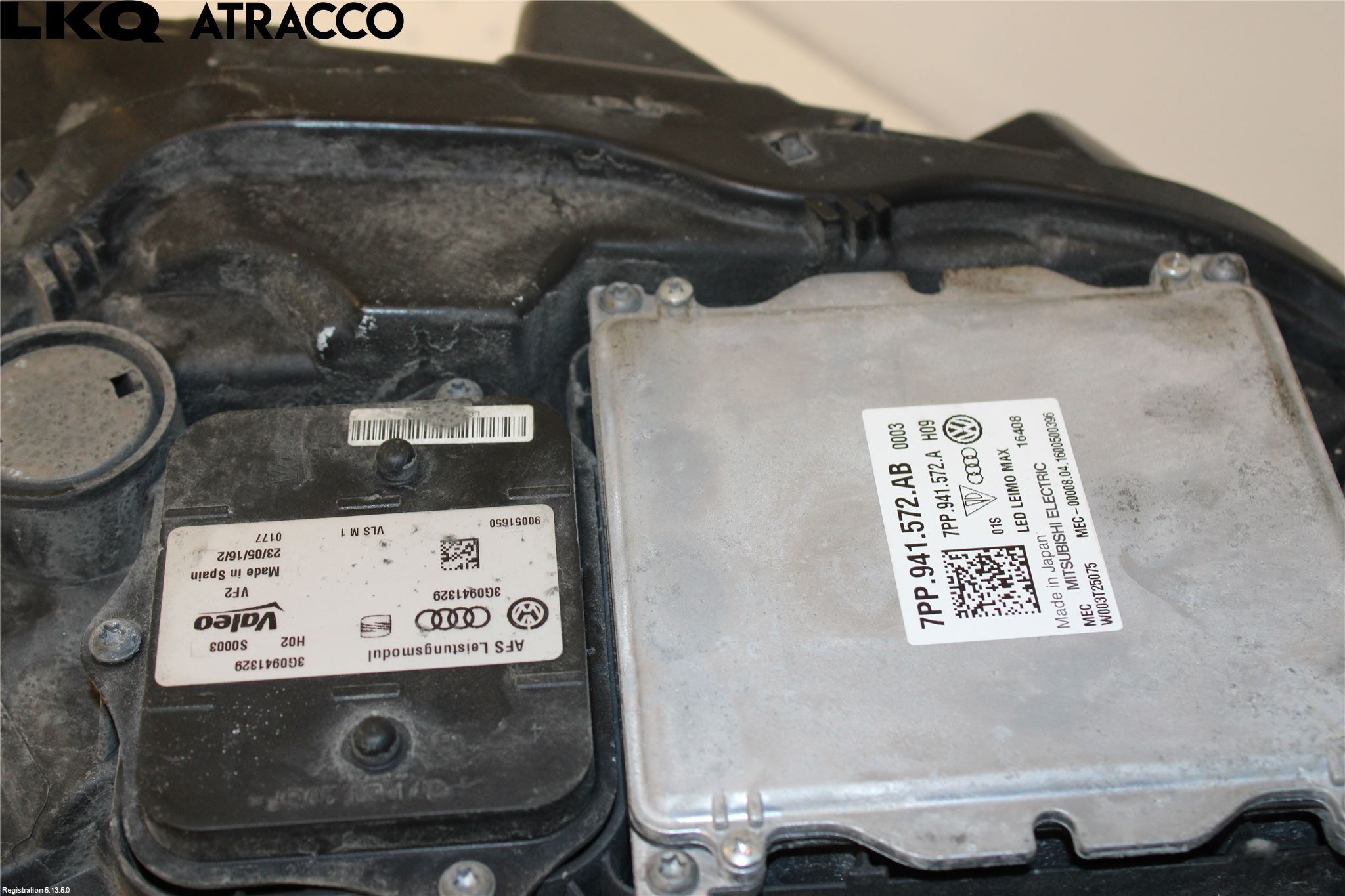 Volkswagen VW PASSAT 15-19 Frontlykt Venstre