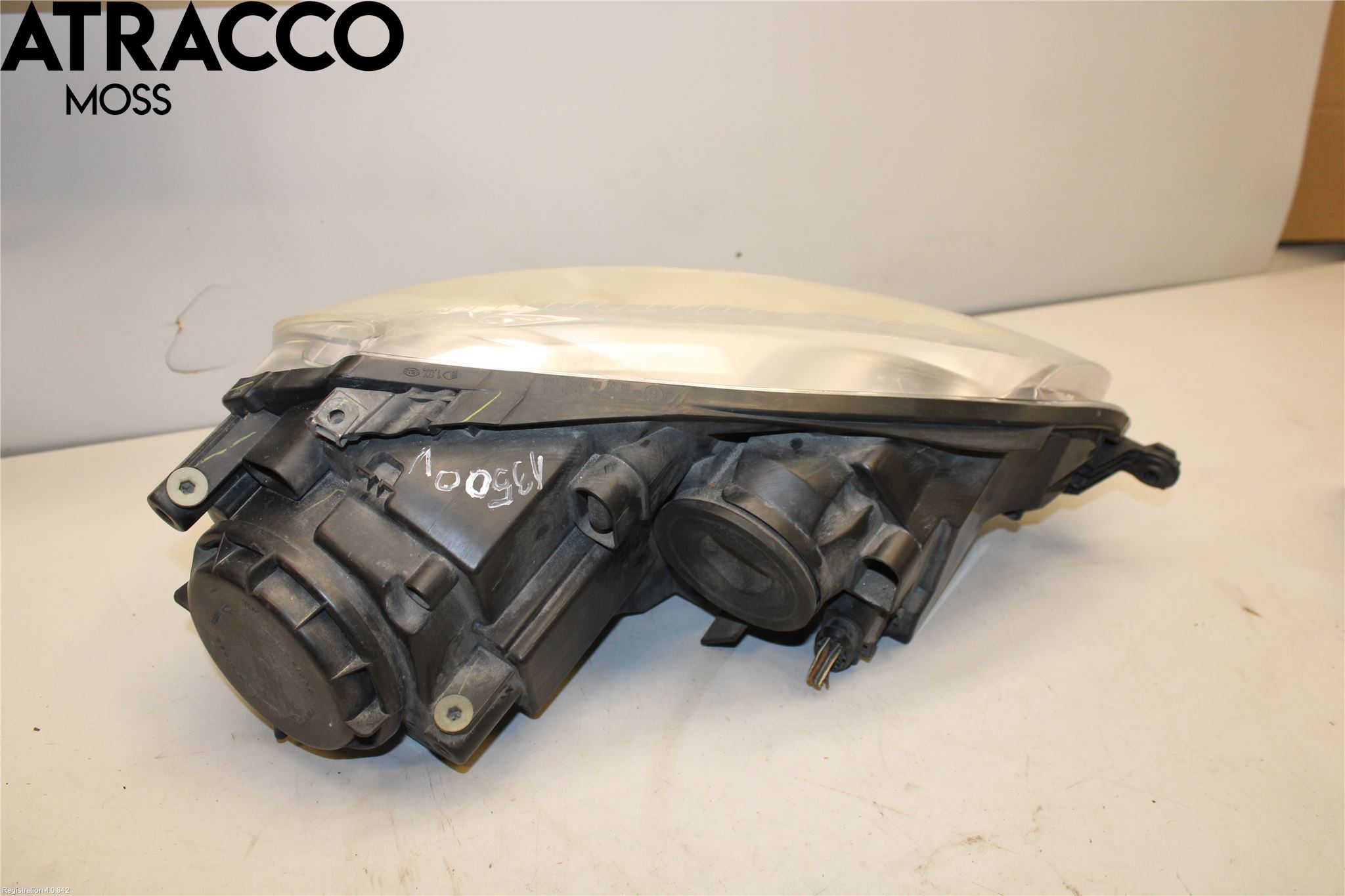 Volkswagen VW GOLF V 04-09 Frontlykt Venstre