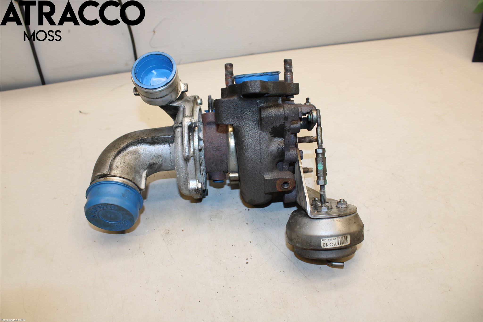 Toyota AVENSIS 09-15 Turboaggregat