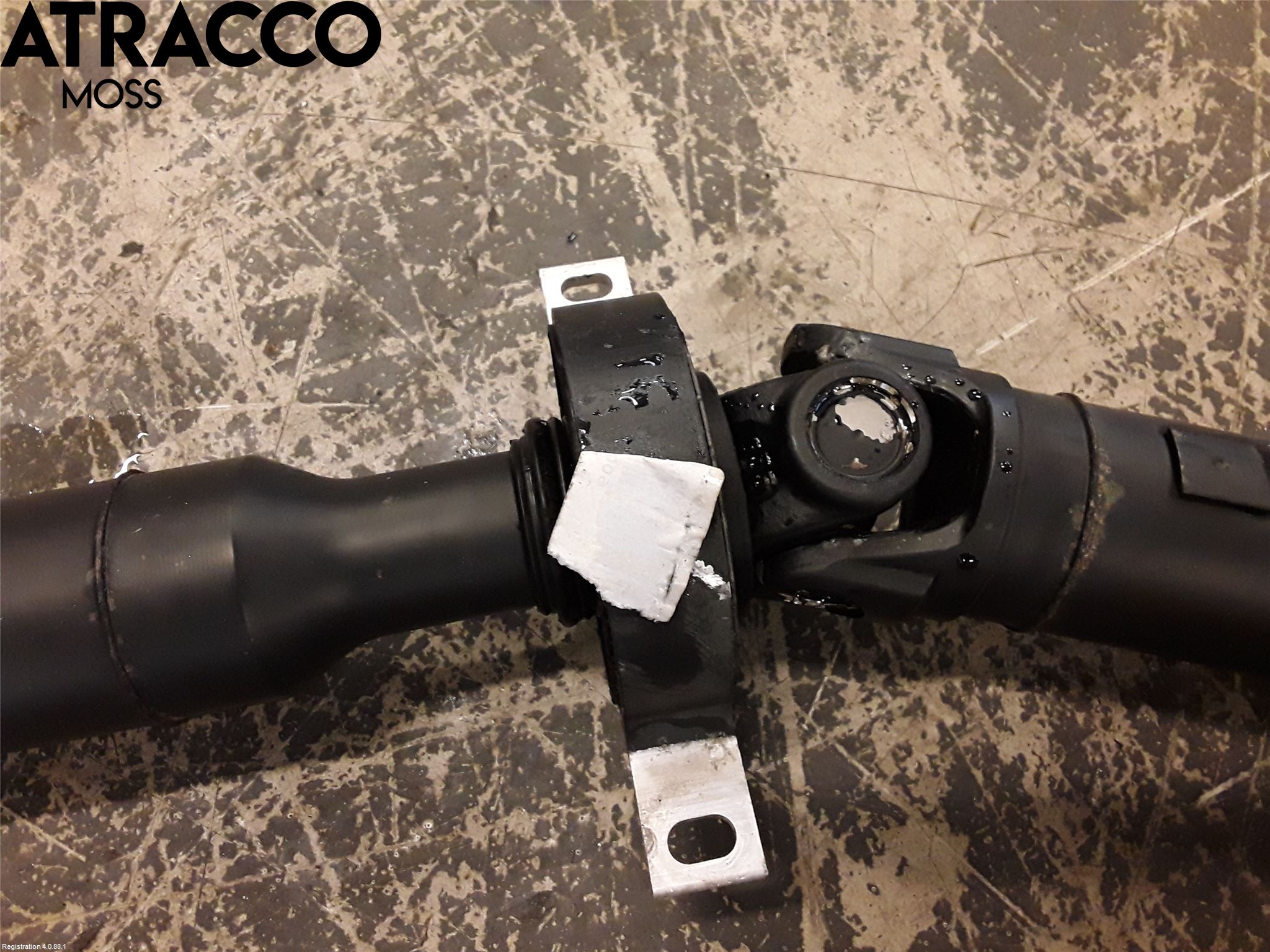 BMW 3 F30/F31/F80 12-19 Mellomaksel Kompl