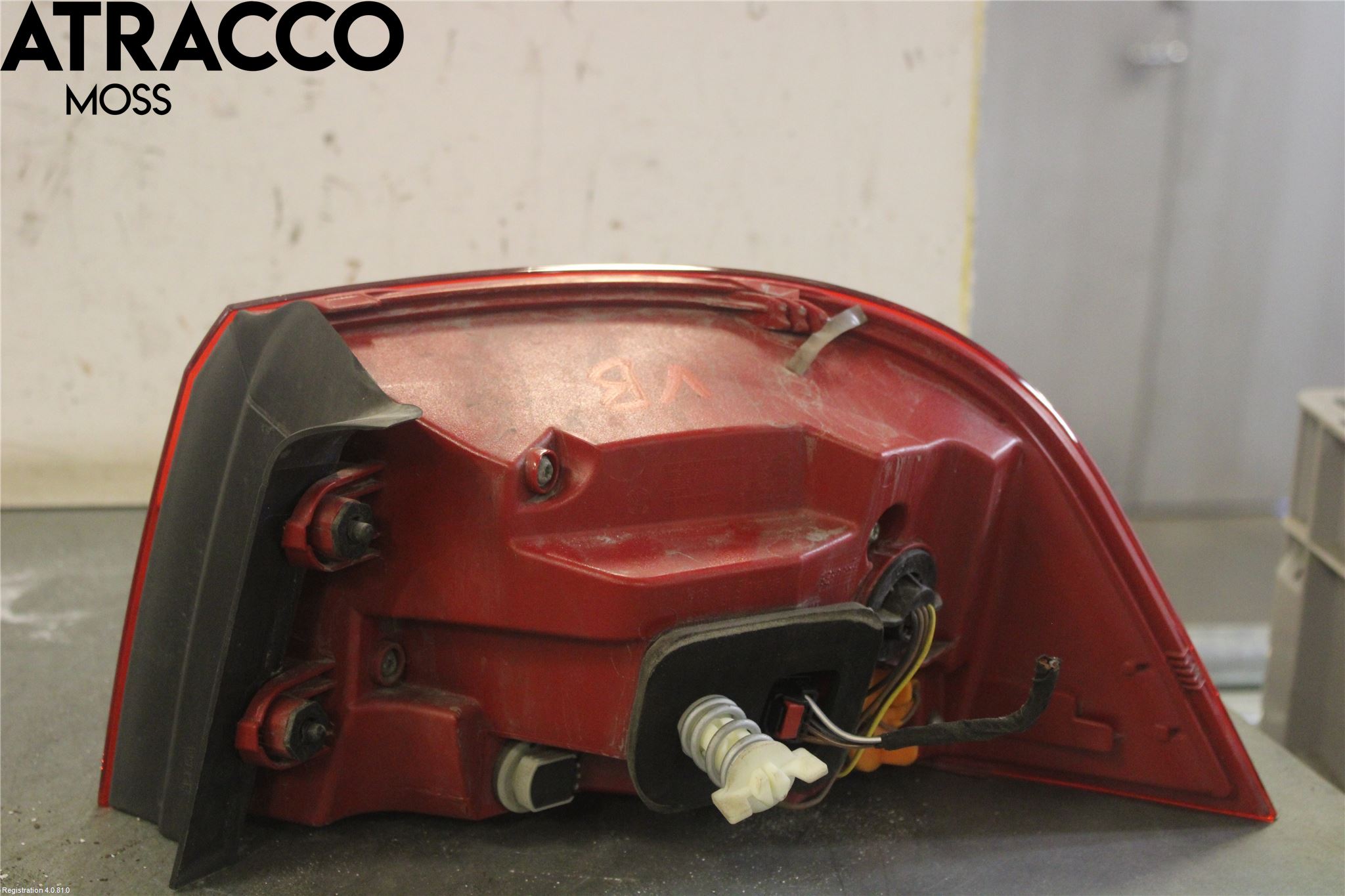 Volkswagen VW PASSAT 11-14 Baklykt Venstre