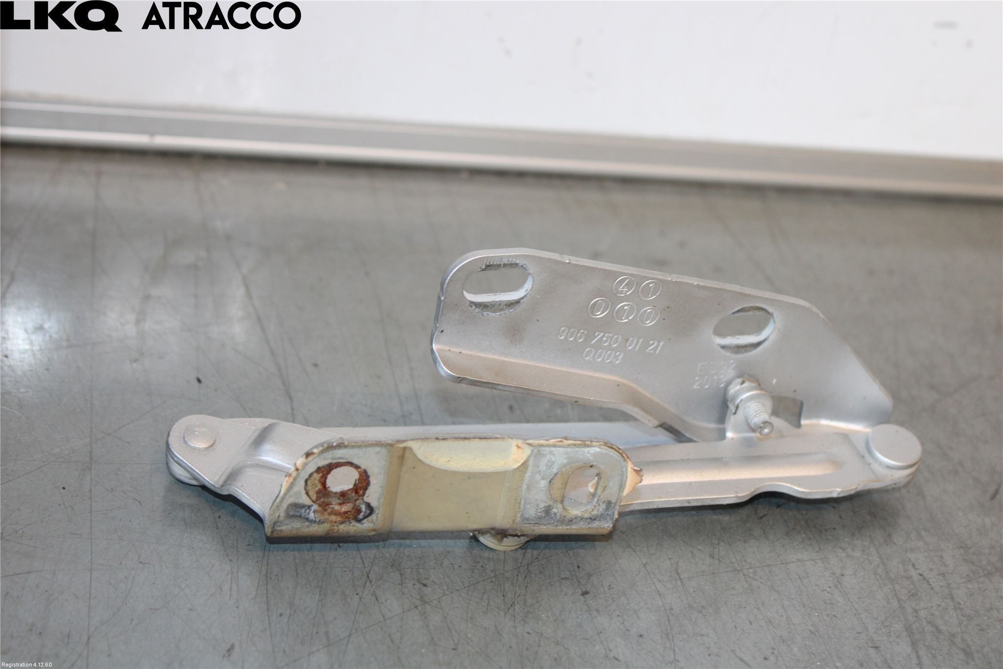 Mercedes-Benz MB SPRINTER (W906) 06-18 Panser Hengsel - Hengsler