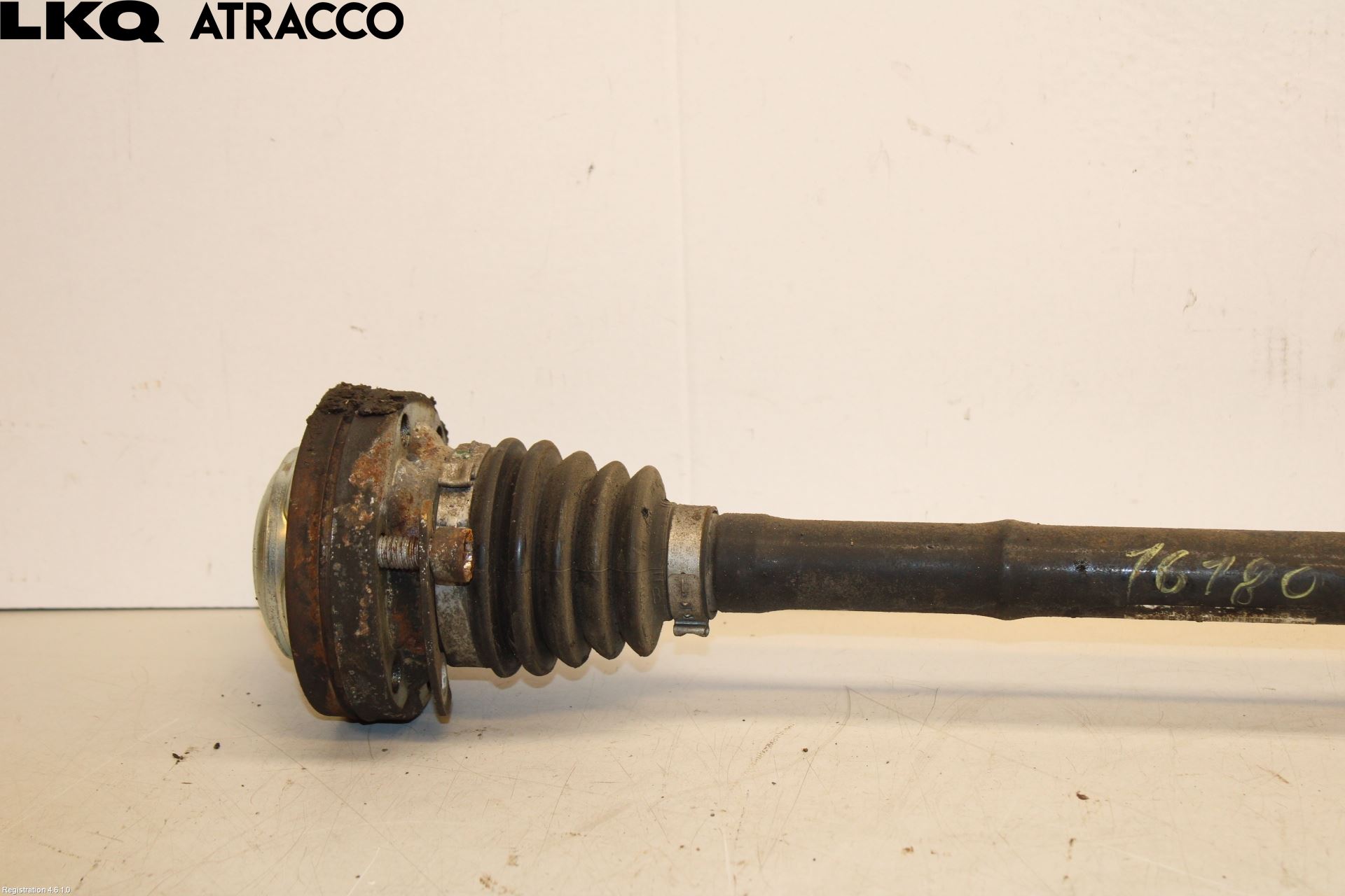 Volkswagen VW TRANSP/CARAVELLE (T5) 04-15 Drivaksel Bak Kompl Venstre