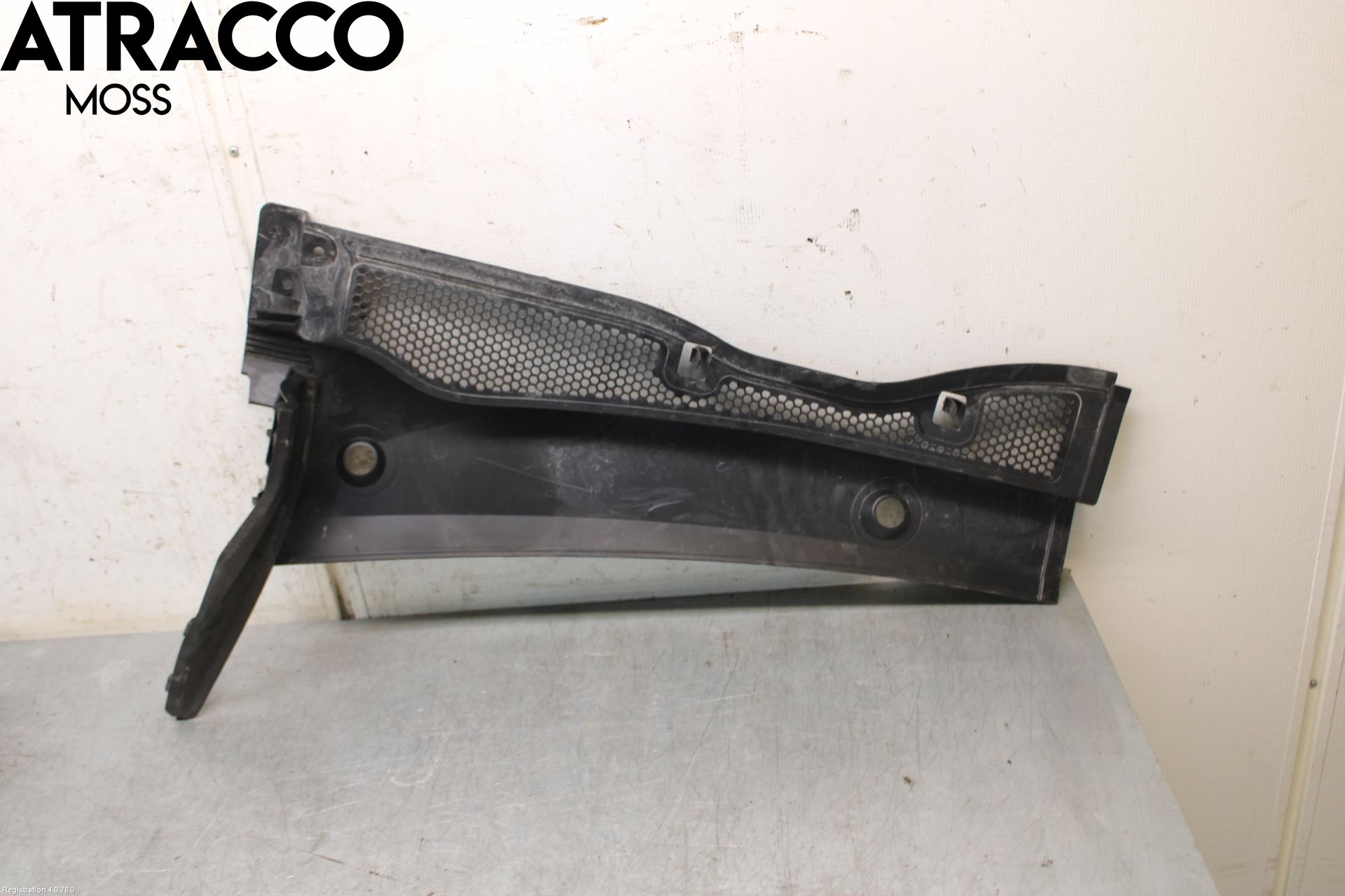 Peugeot 2008/E-2008 20- Visker Deksel-Grill-Under Frr