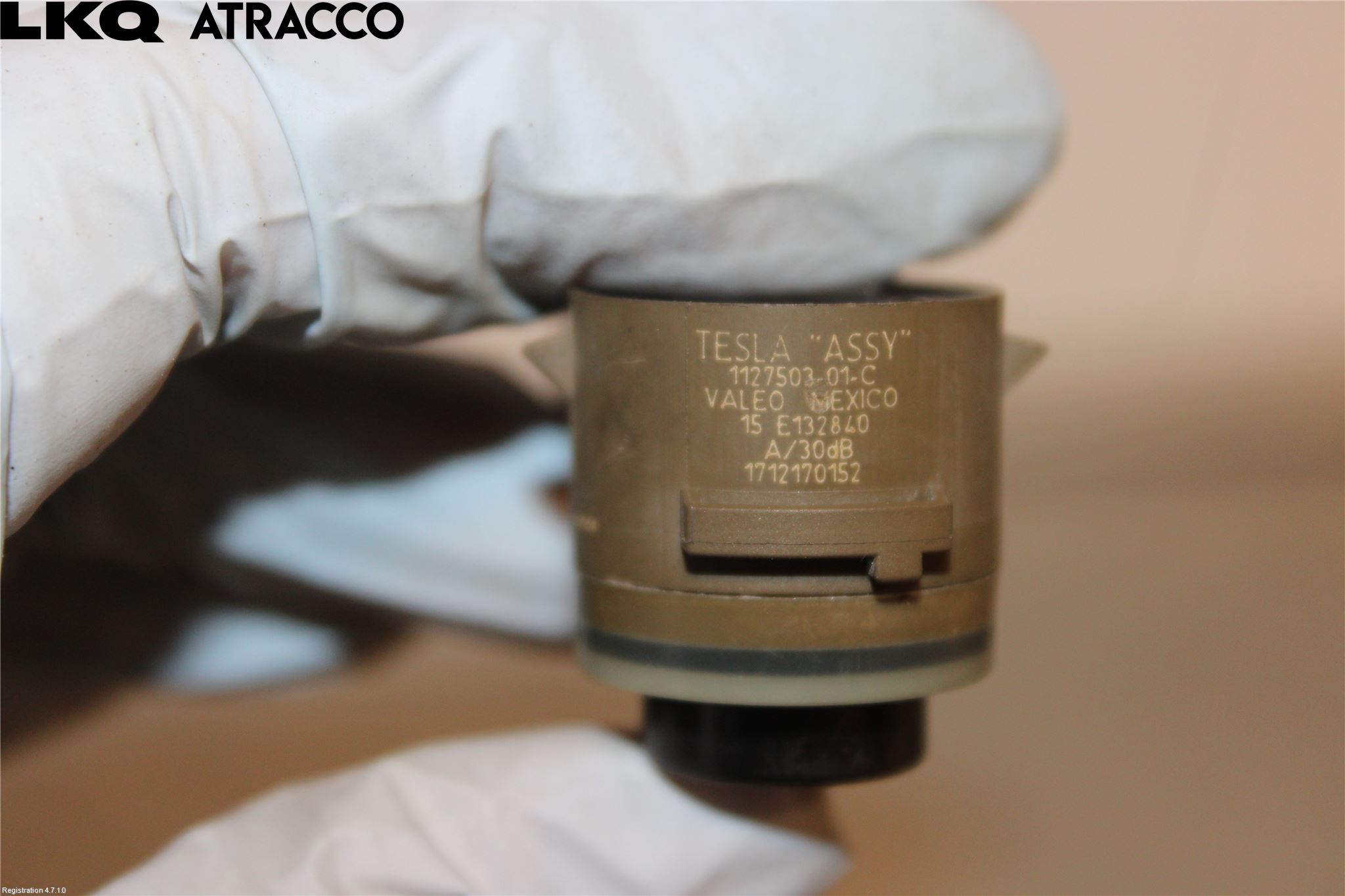 Tesla MODEL X 16- Sensor Parkering Front