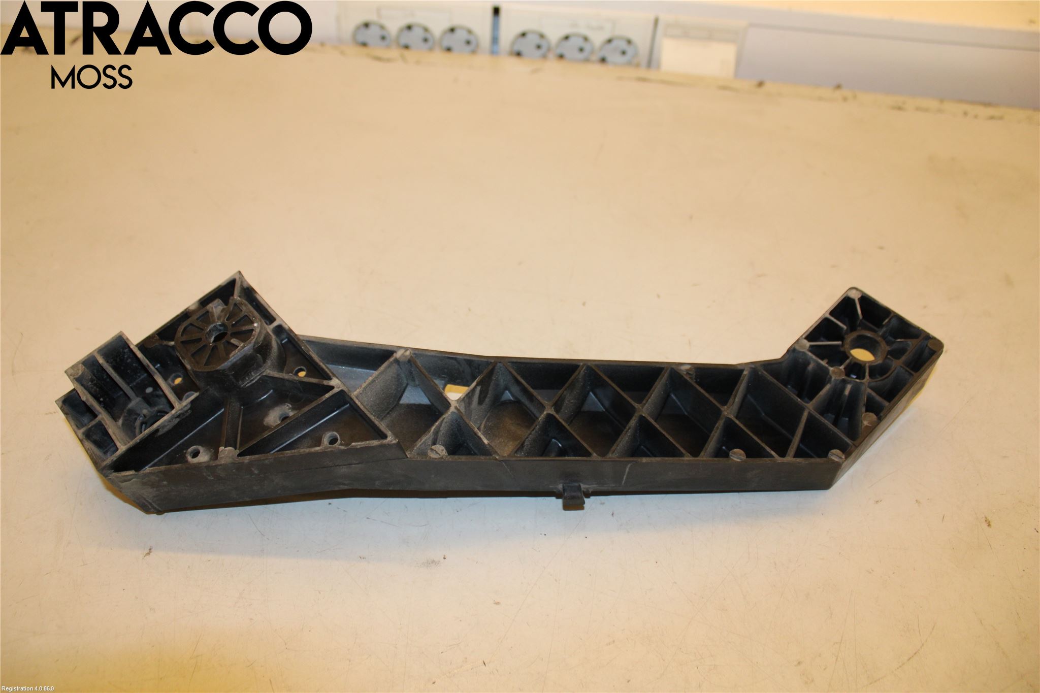 Renault TRAFIC/E-TECH 15- Frontplate