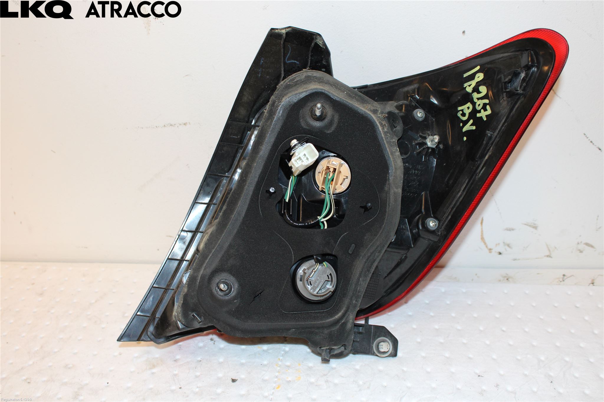 Toyota YARIS XP130 15-20 Baklykt Venstre
