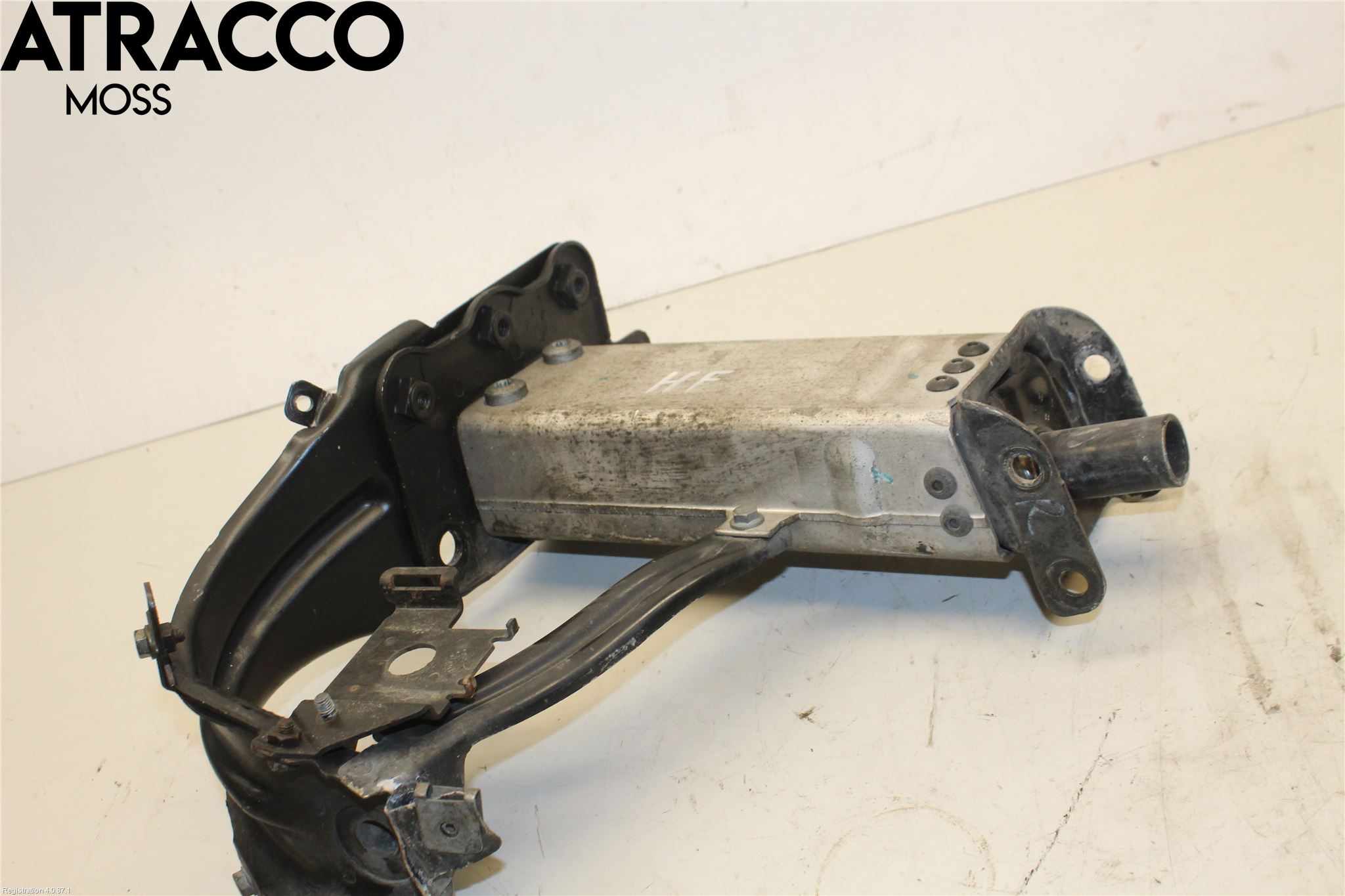 Mercedes-Benz MB E-KLASS (W211) 02-09 Støtfanger Foran Feste