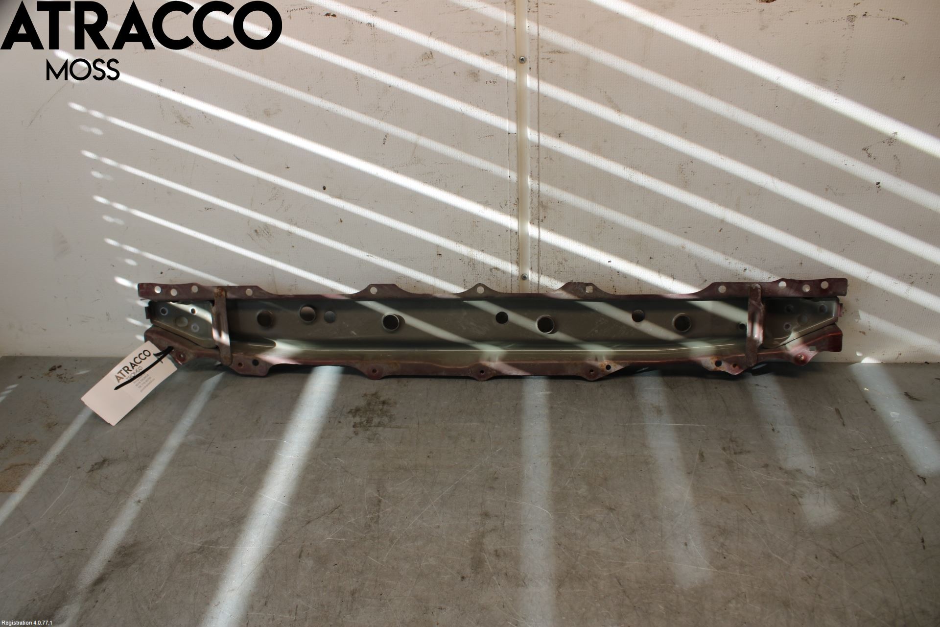 Toyota YARIS XP130 12-14 Radiator Feste - Ramme - Bjelk