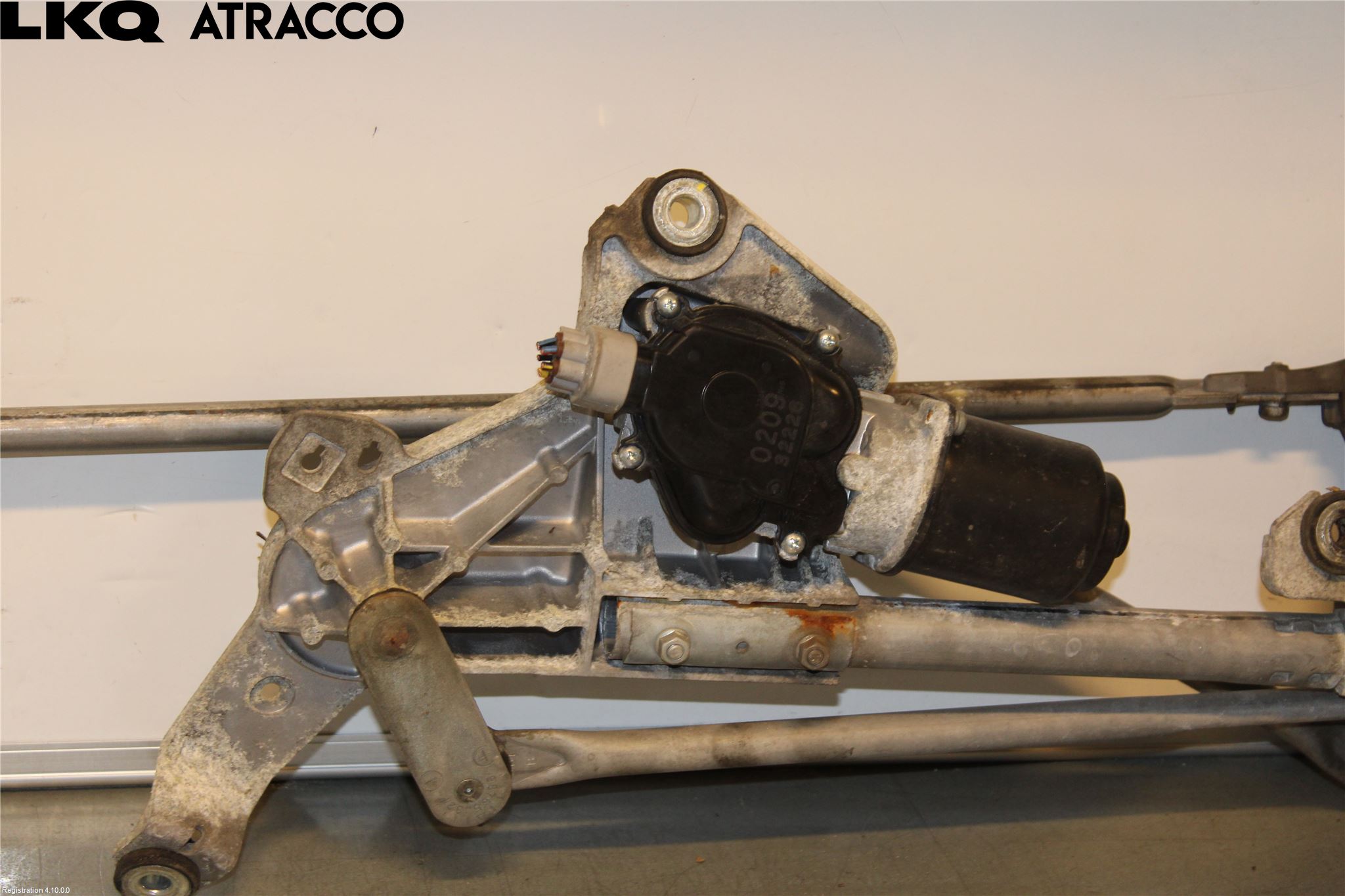 Mitsubishi GRANDIS Viskermotor Frontrute