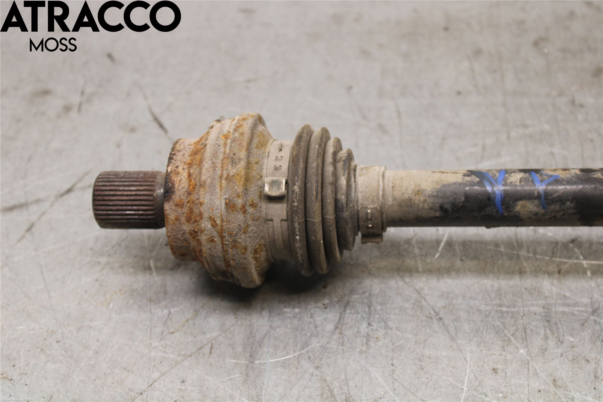 Volkswagen VW PASSAT 11-14 Drivaksel Bak Kompl Venstre