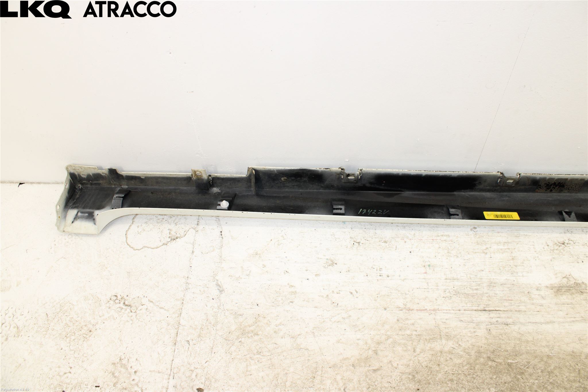 Nissan LEAF 18- Kanalskjørt Venstre