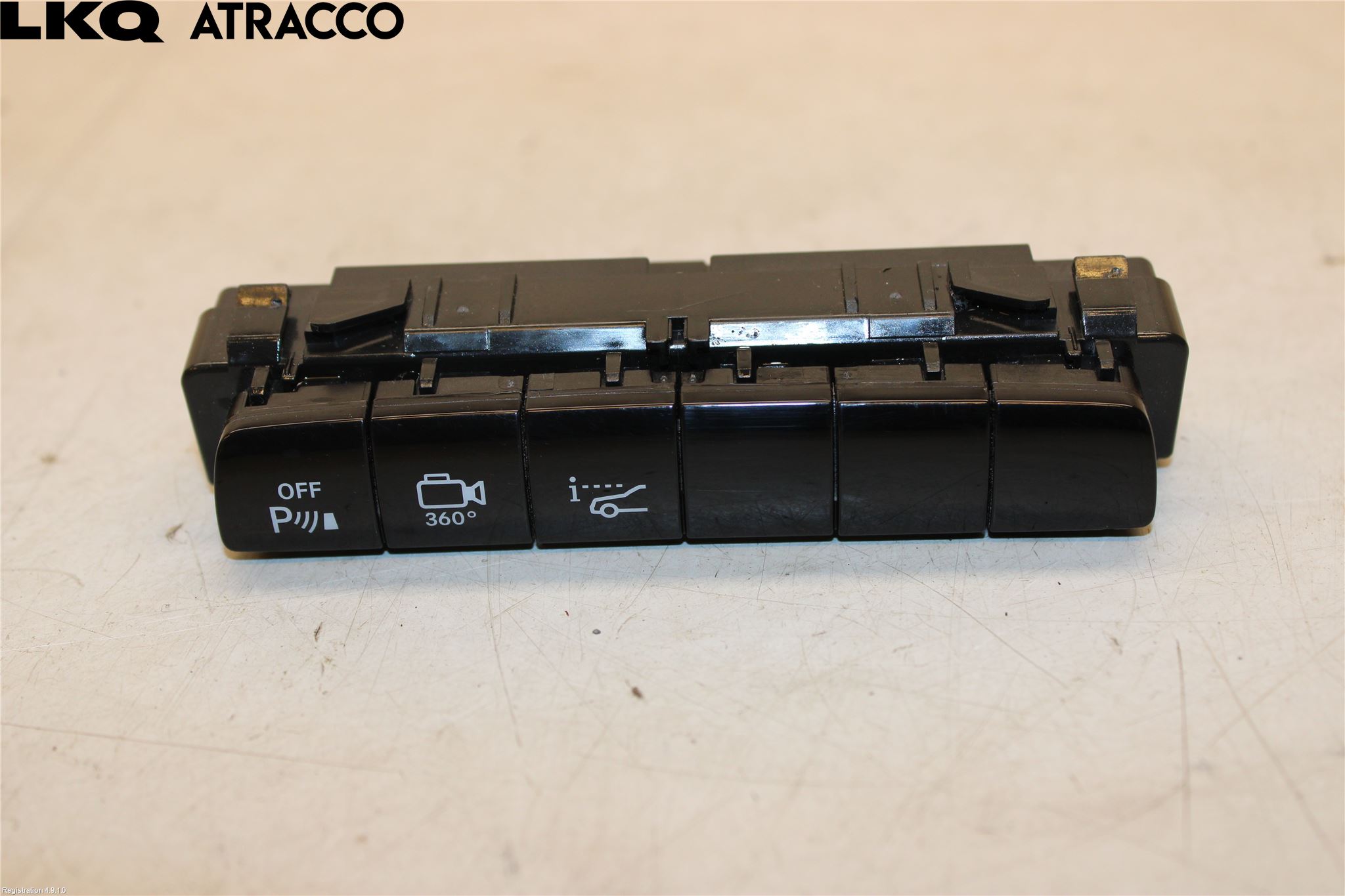 Mercedes-Benz MB C-KLASS (W205) 14-21 Strömställare Parkeringshjälp