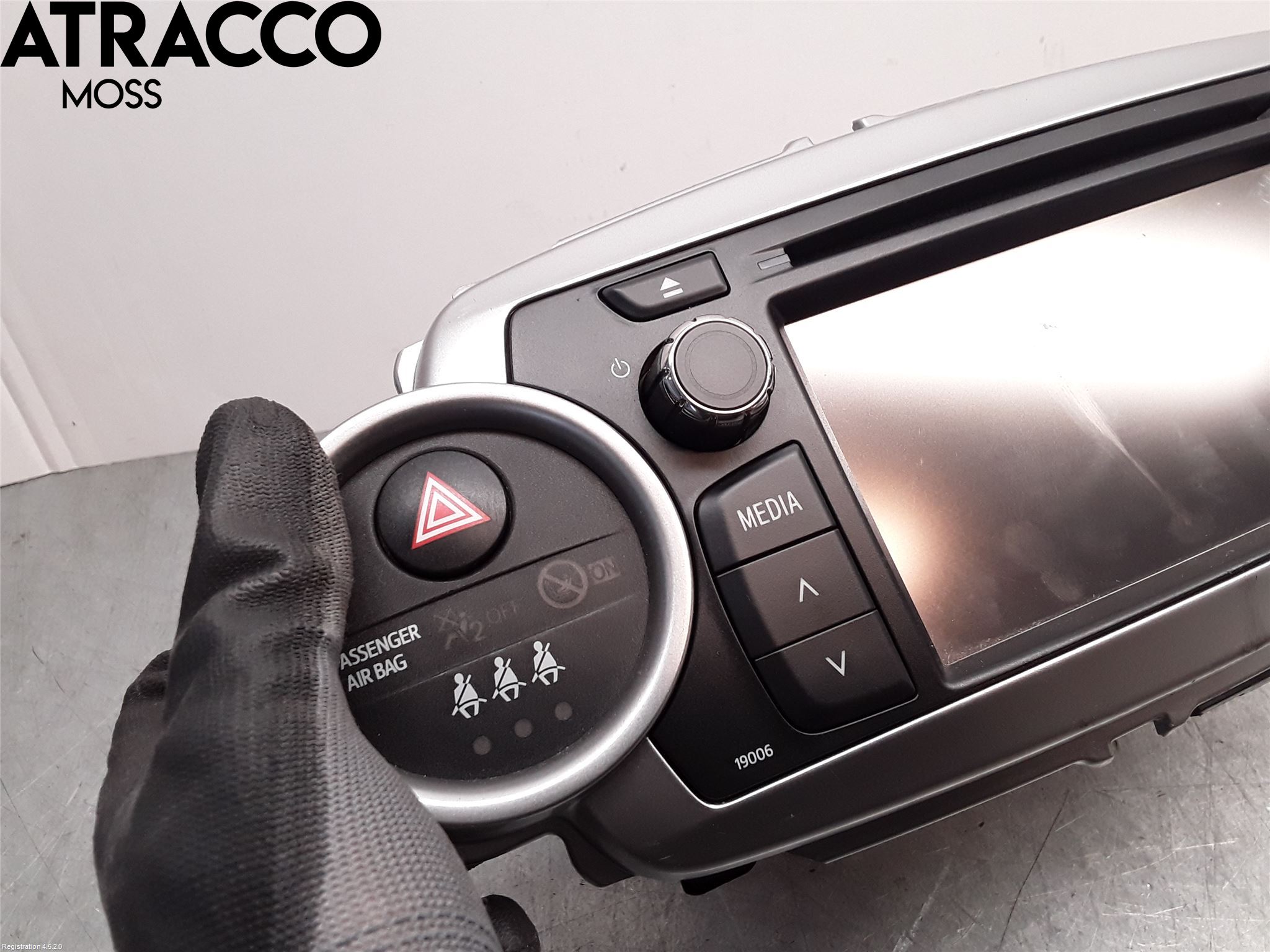 Toyota YARIS XP130 12-14 Stereo Radio