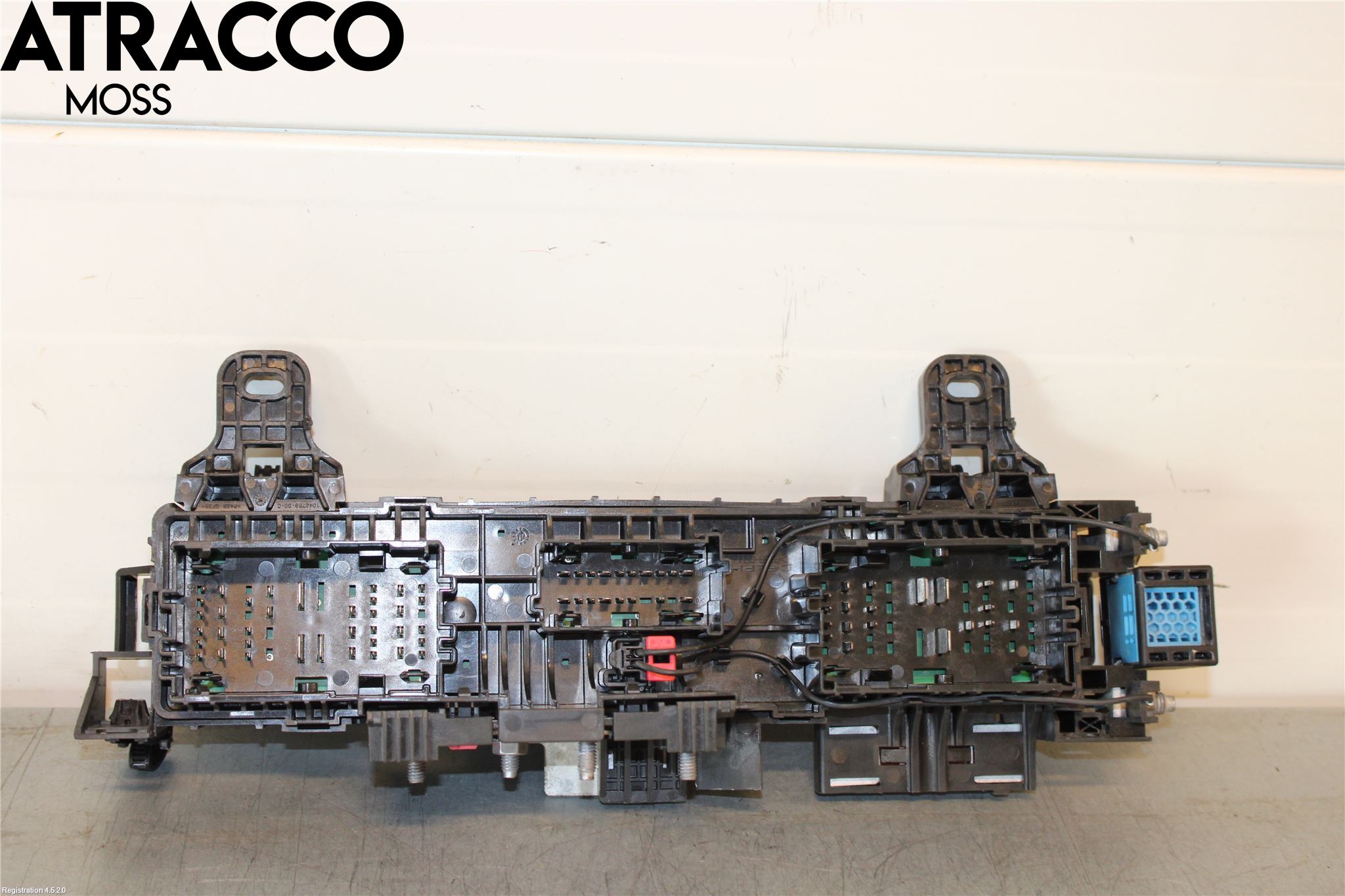 Tesla MODEL S 13- Sikringsboks - Elsentral