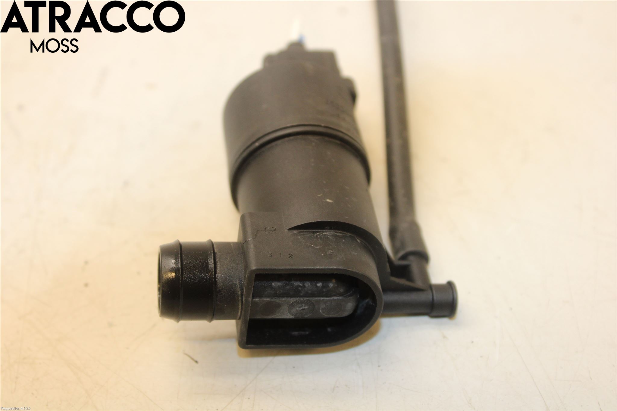 Toyota YARIS XP130 12-14 Spylerpumpe Bakluke