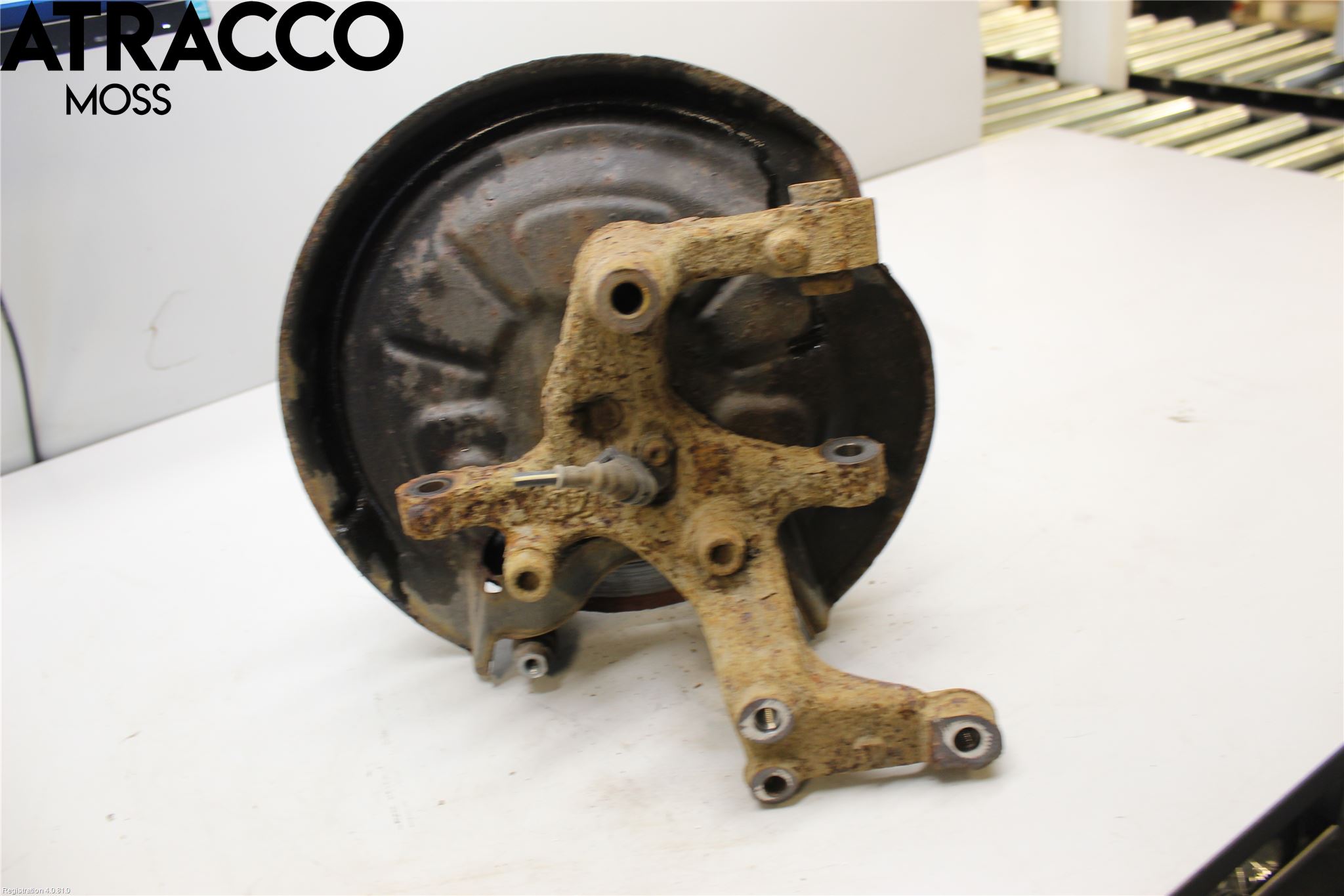 Volkswagen VW GOLF VI 09-13 Spindel Vb