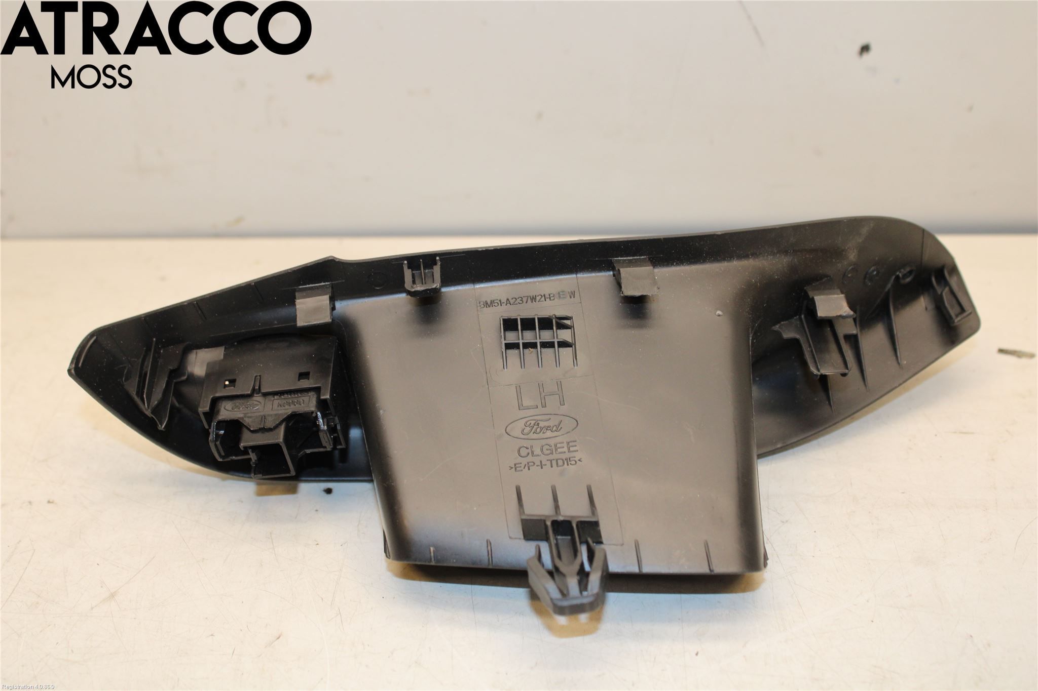 Ford FOCUS 11-14 Bryter Vindusheis