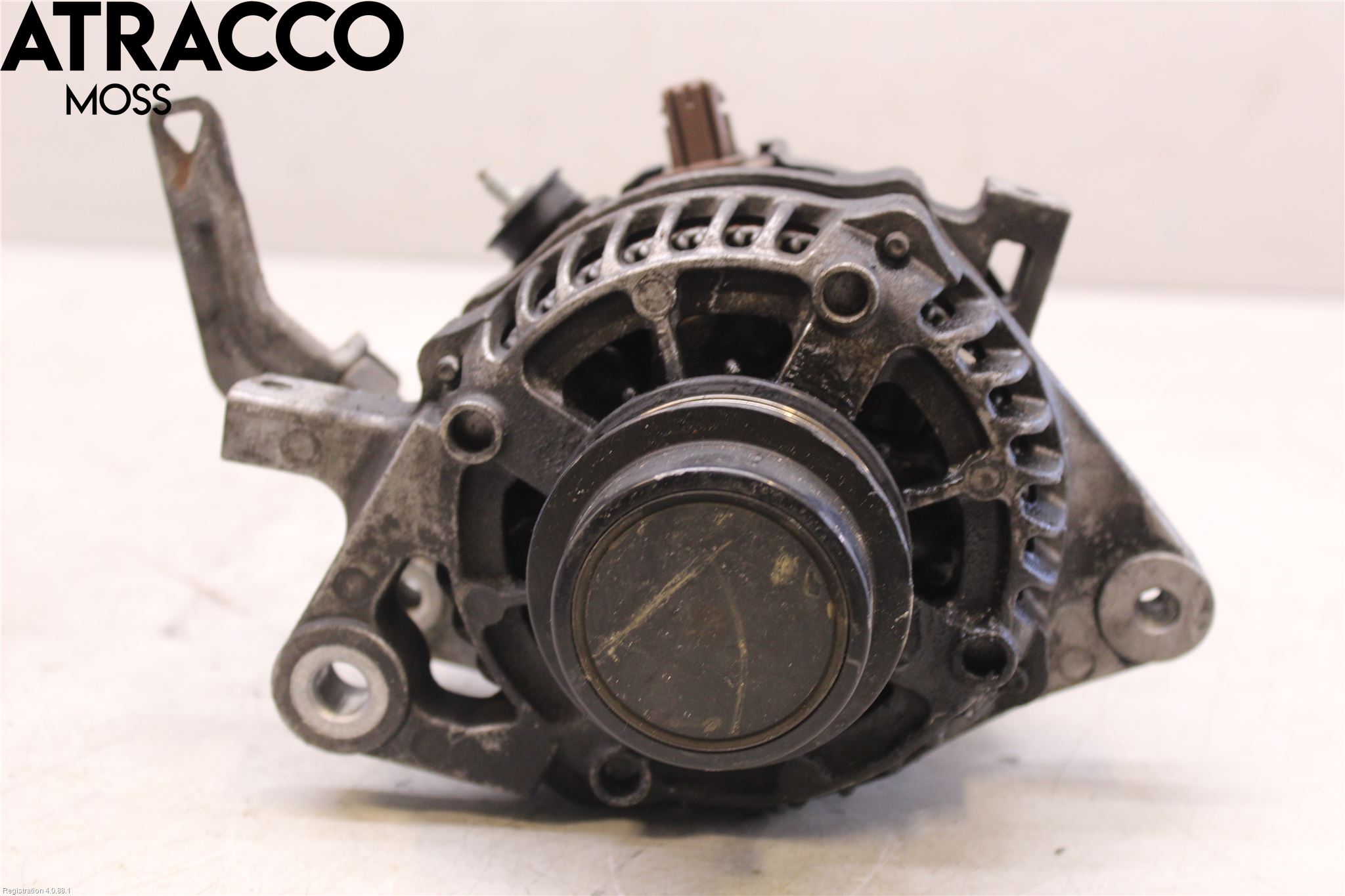 Toyota YARIS XP130 12-14 Dynamo