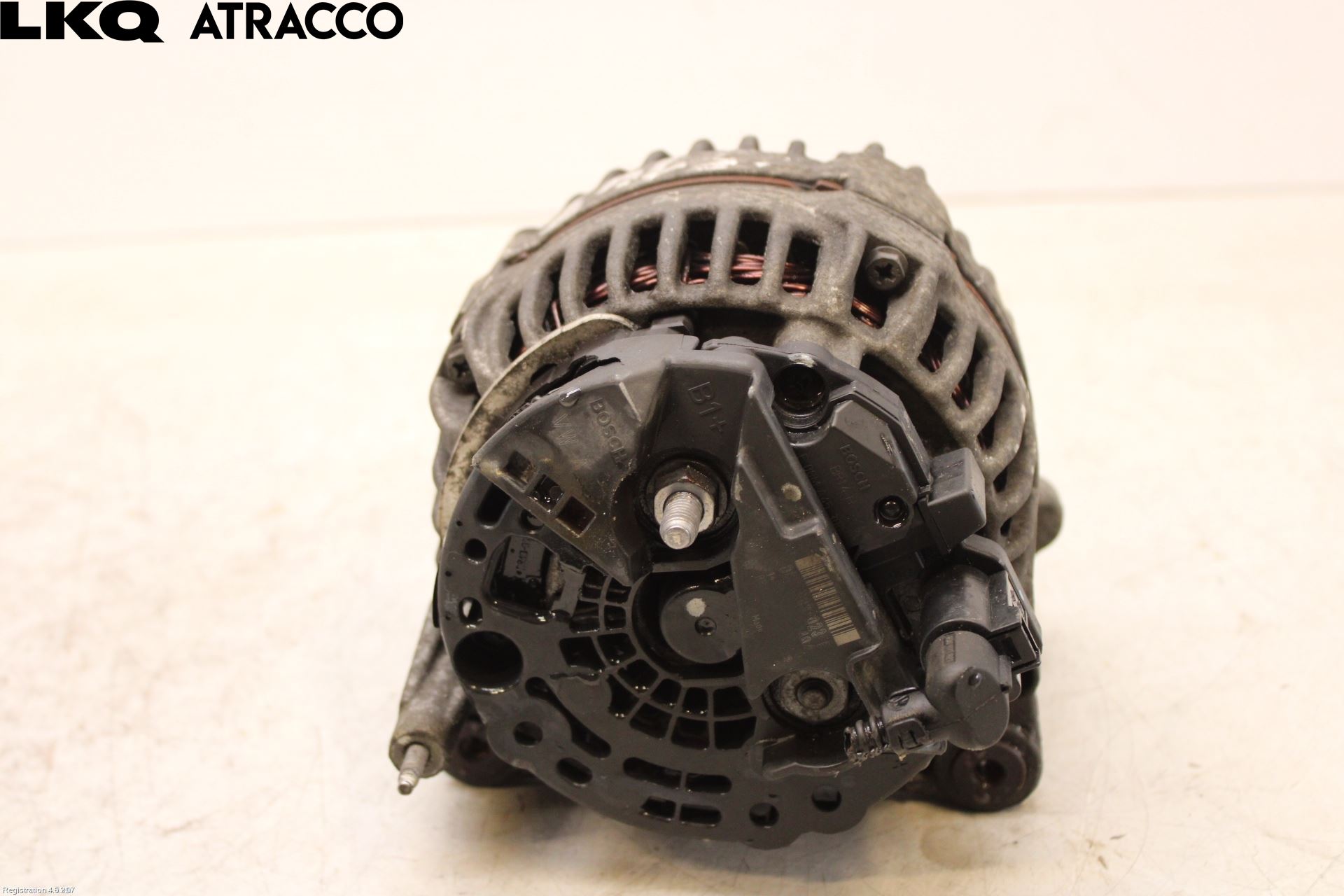 Volkswagen VW CADDY      04-10 Dynamo