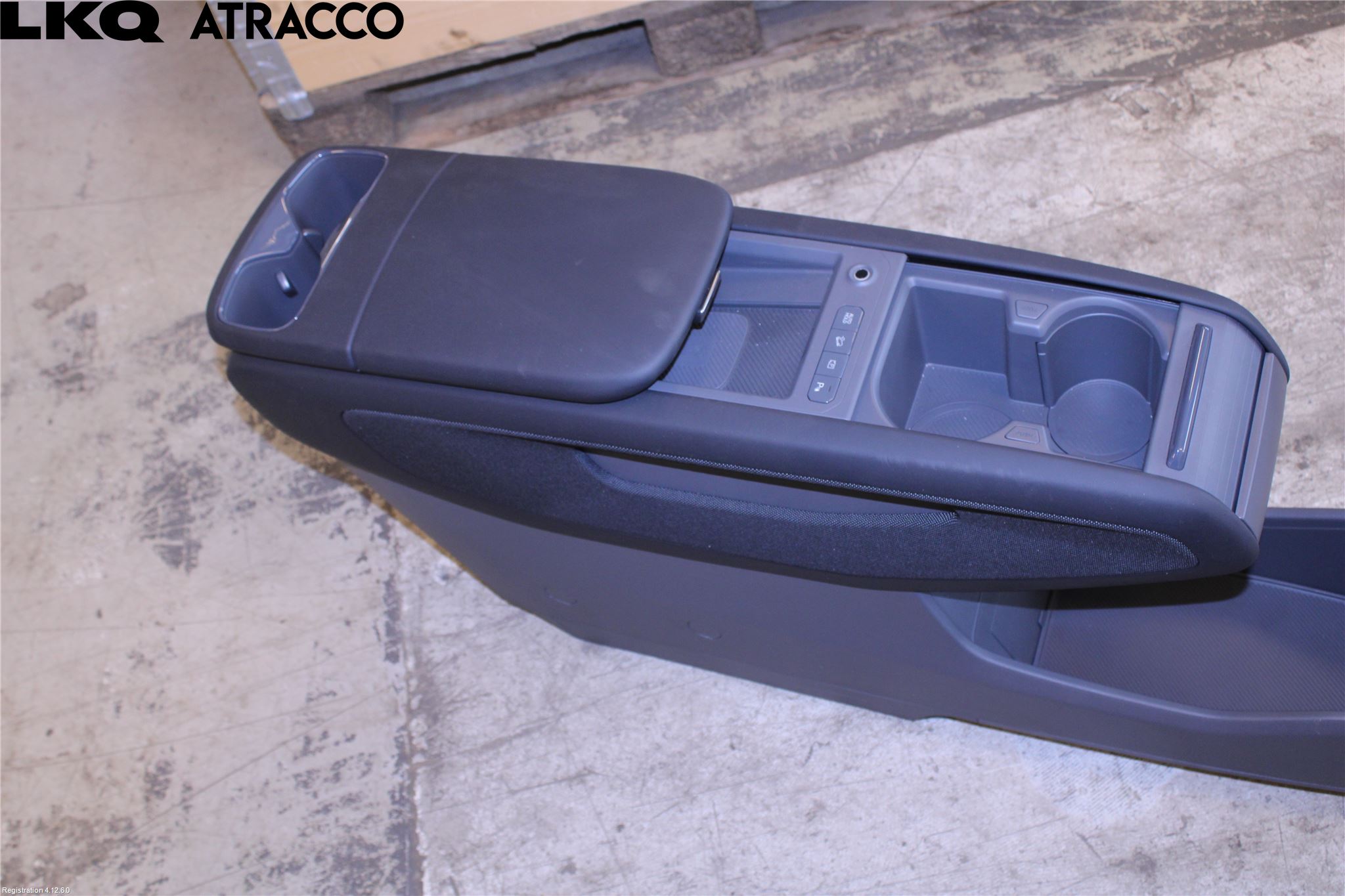 Kia EV9 24- Innr Armlene