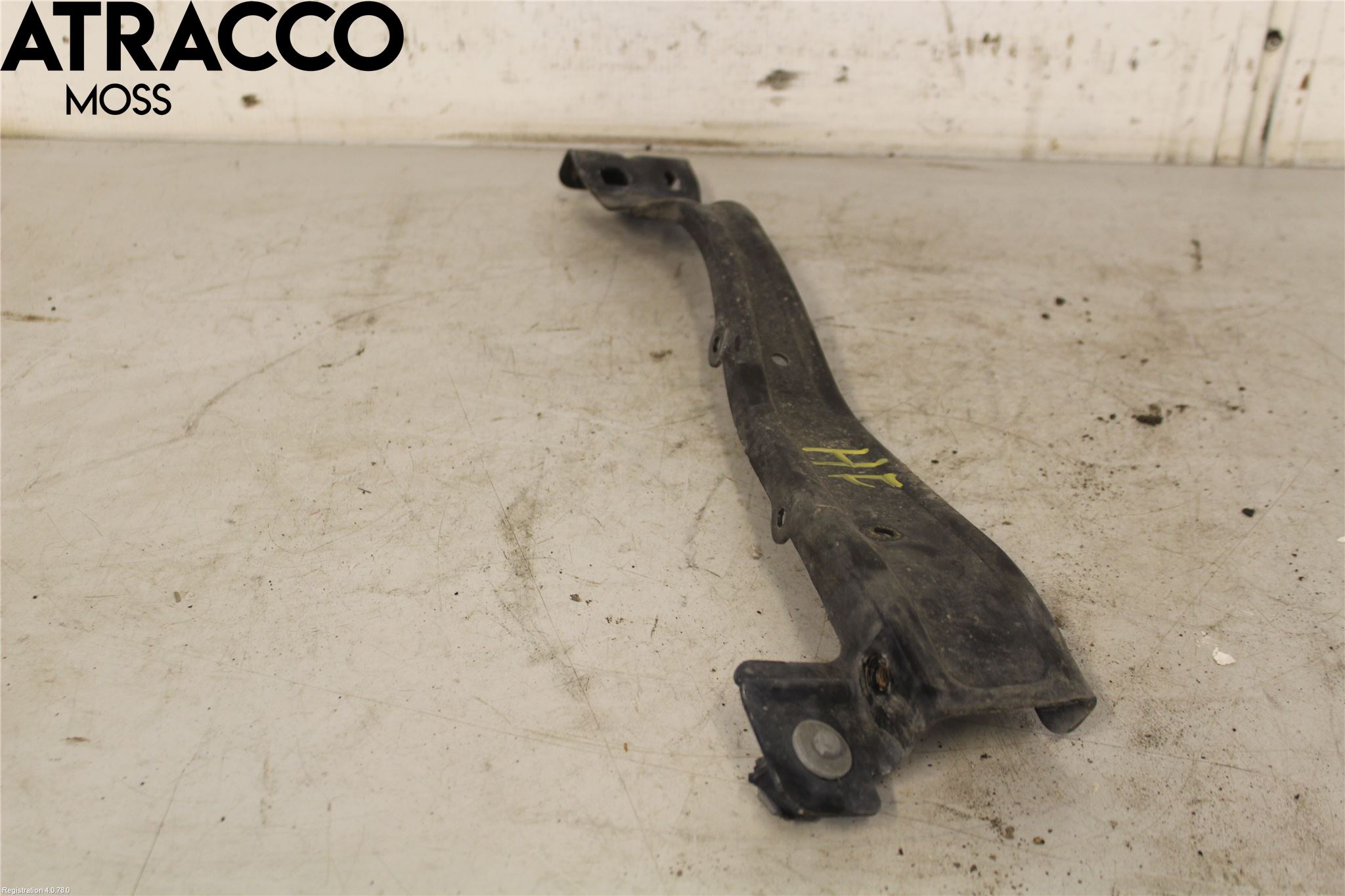 Mercedes-Benz MB E-KLASS (W212) 09-16 Frontlykt Ramme H Lyktering