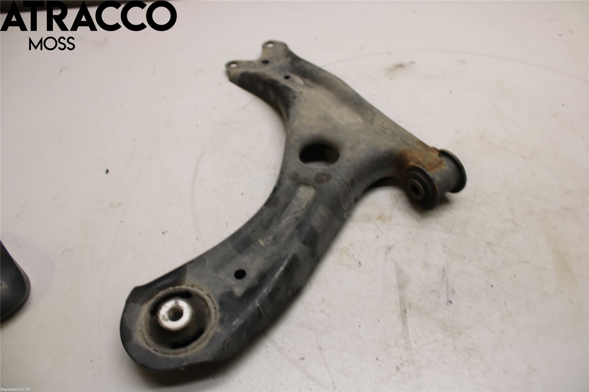 Volkswagen VW UP! / E-UP! Bærearm Foran Venstre Nedre