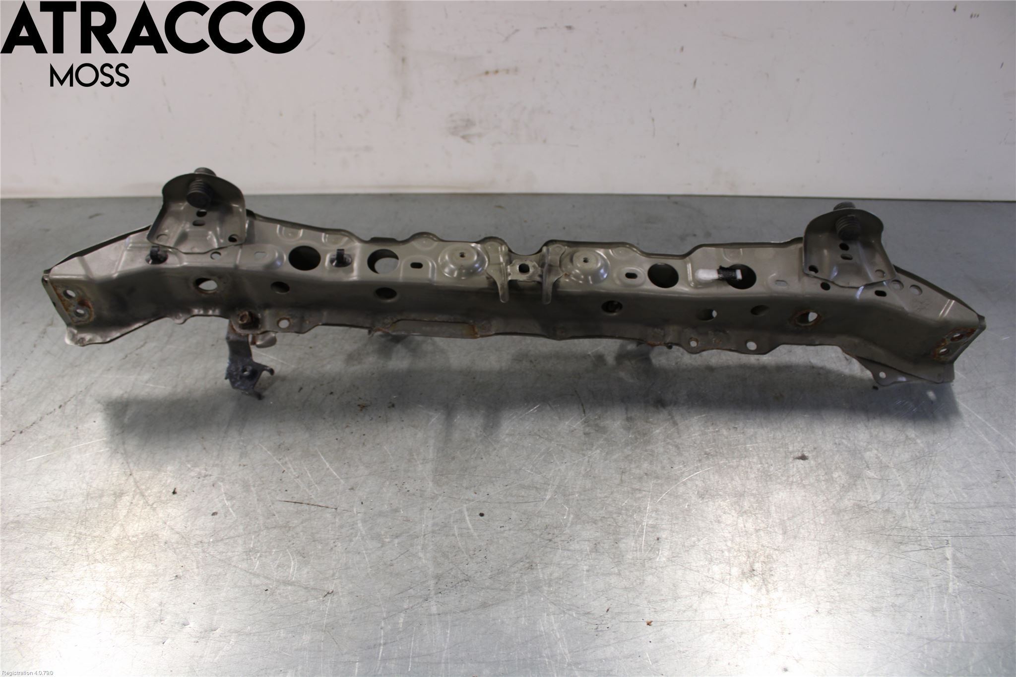 Toyota YARIS XP130 15-20 Radiator Feste - Ramme - Bjelk