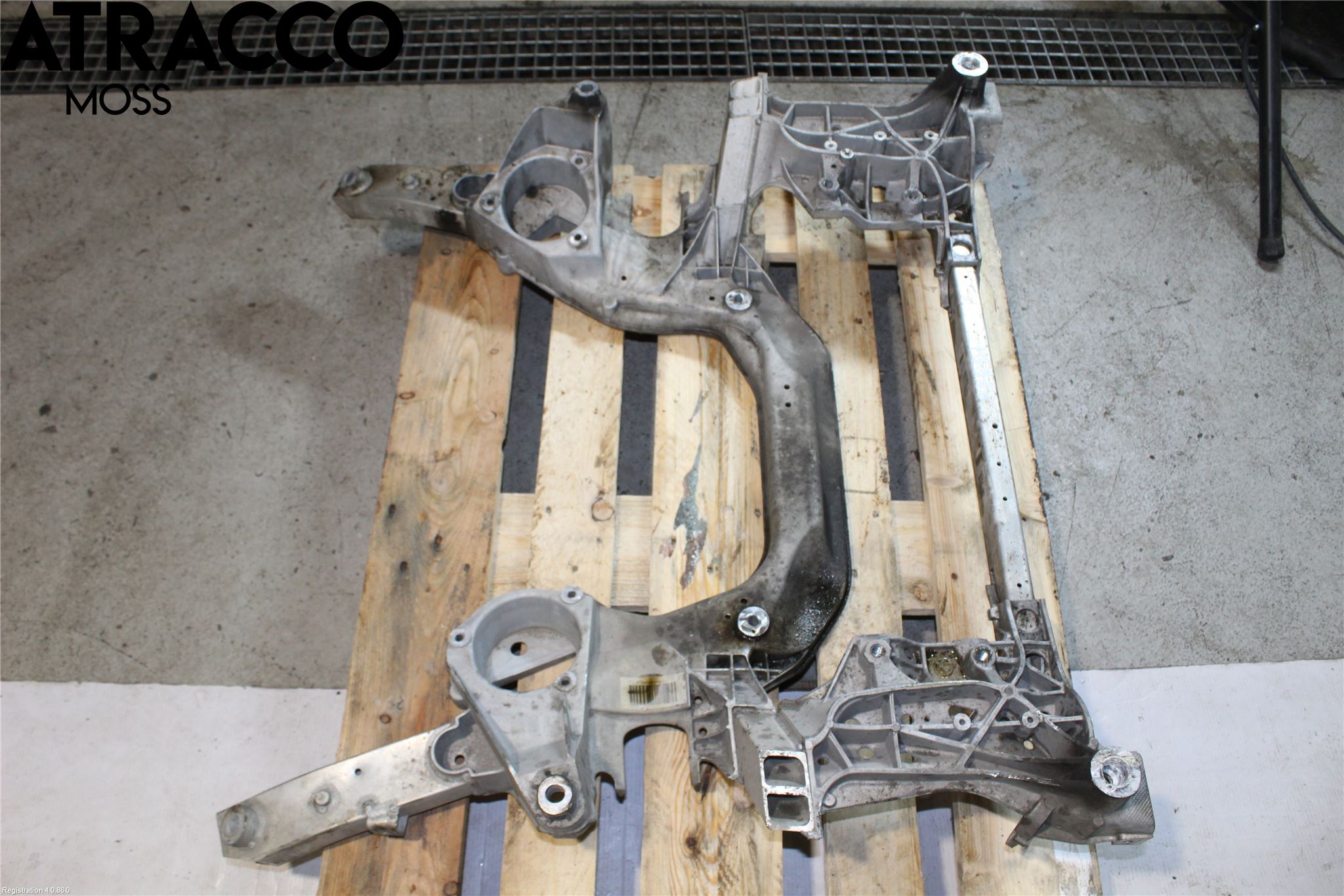 BMW 5 F10/F11/F18 09-17 Gearkasse Bjelke - Travers