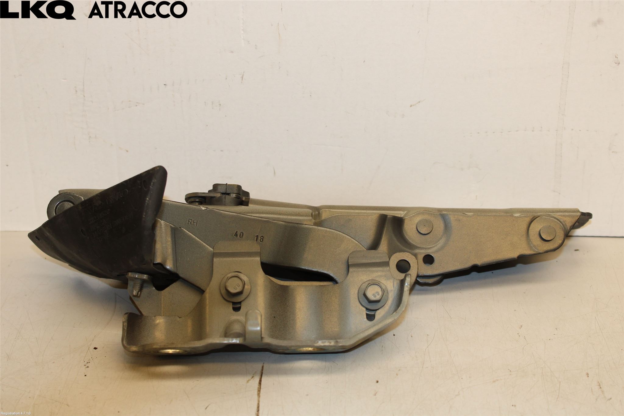 Volvo V60 19- Panser Hengsel - Hengsler