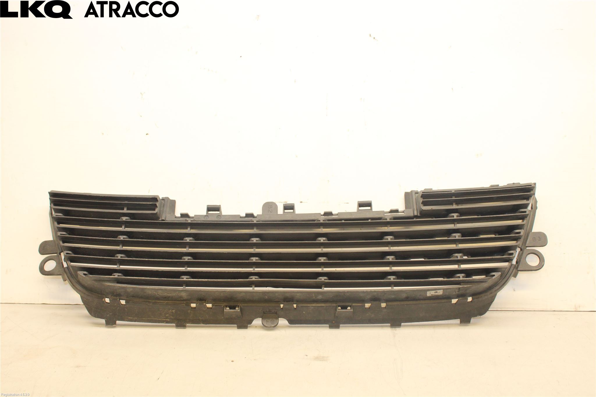 Peugeot 2008 13-20 Grilldel Midt